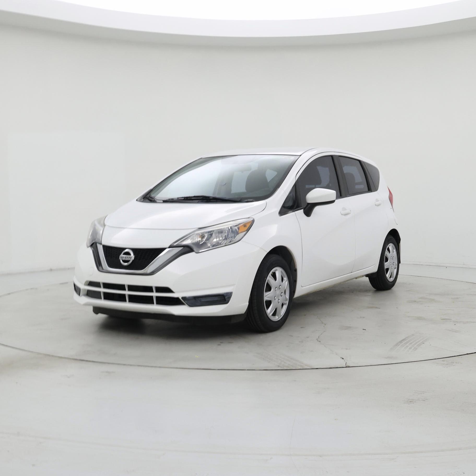 Thumbnail: 2017 Nissan Versa Note - 4