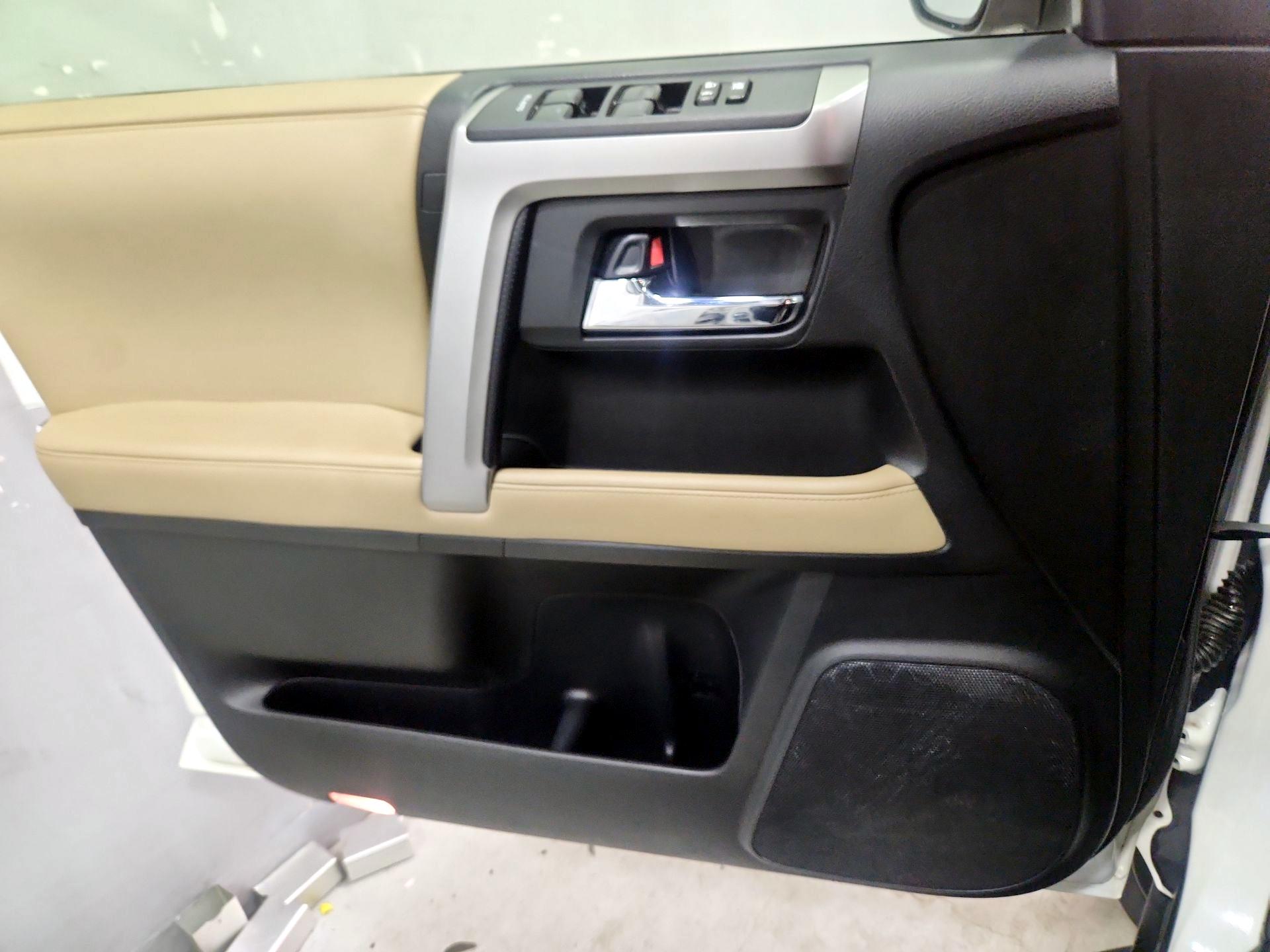 Thumbnail: 2018 Toyota 4Runner - 12