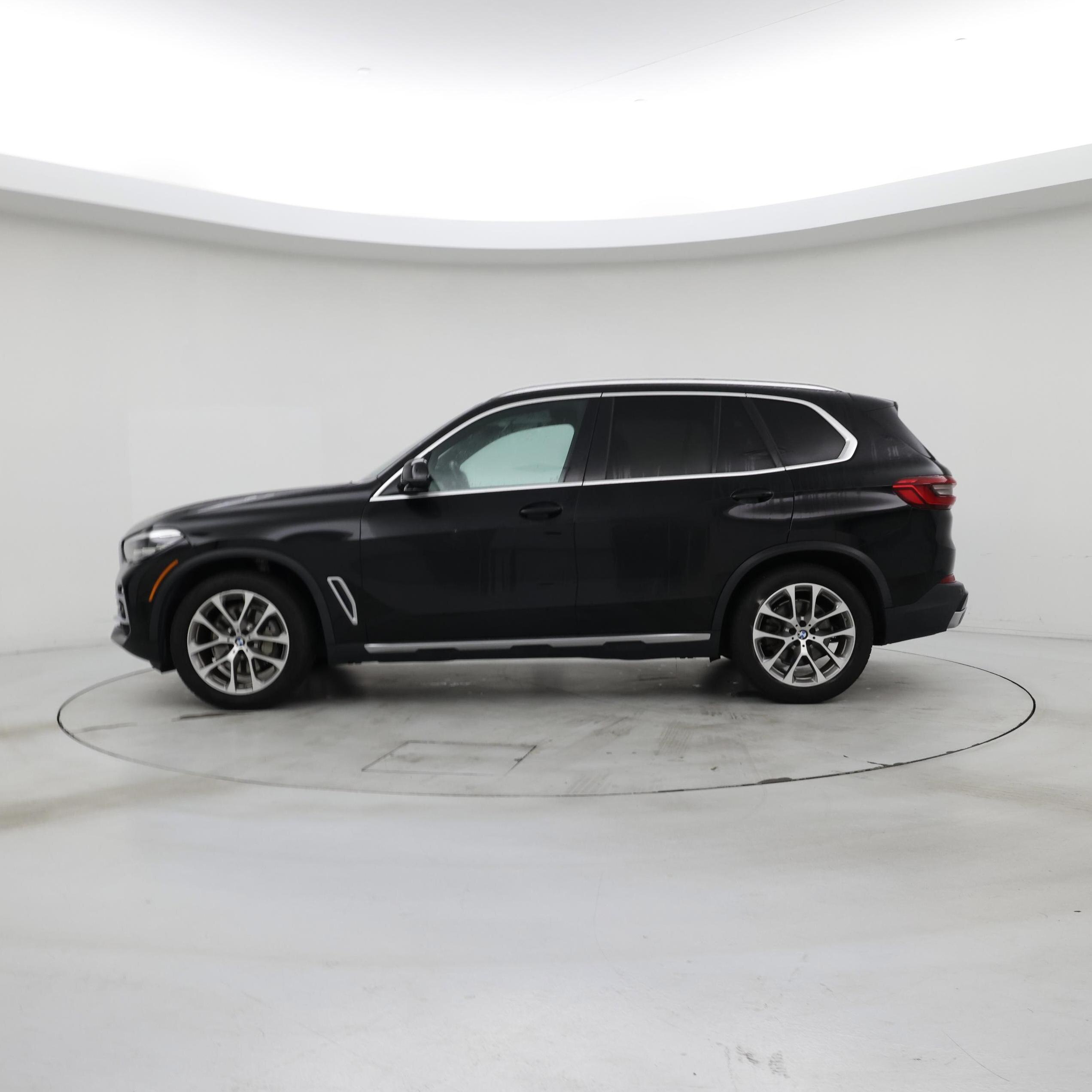 Thumbnail: 2020 BMW X5 - 3