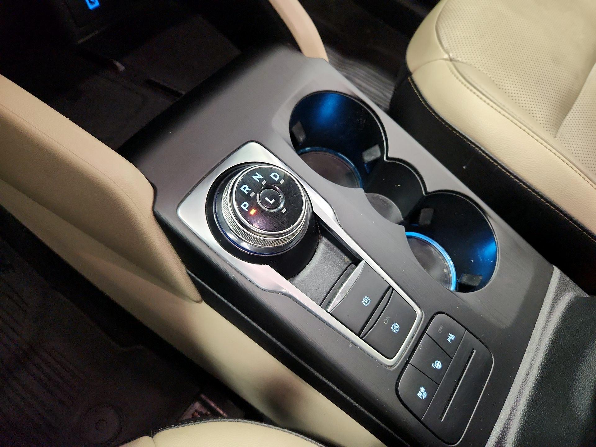 Thumbnail: 2020 Ford Escape - 18