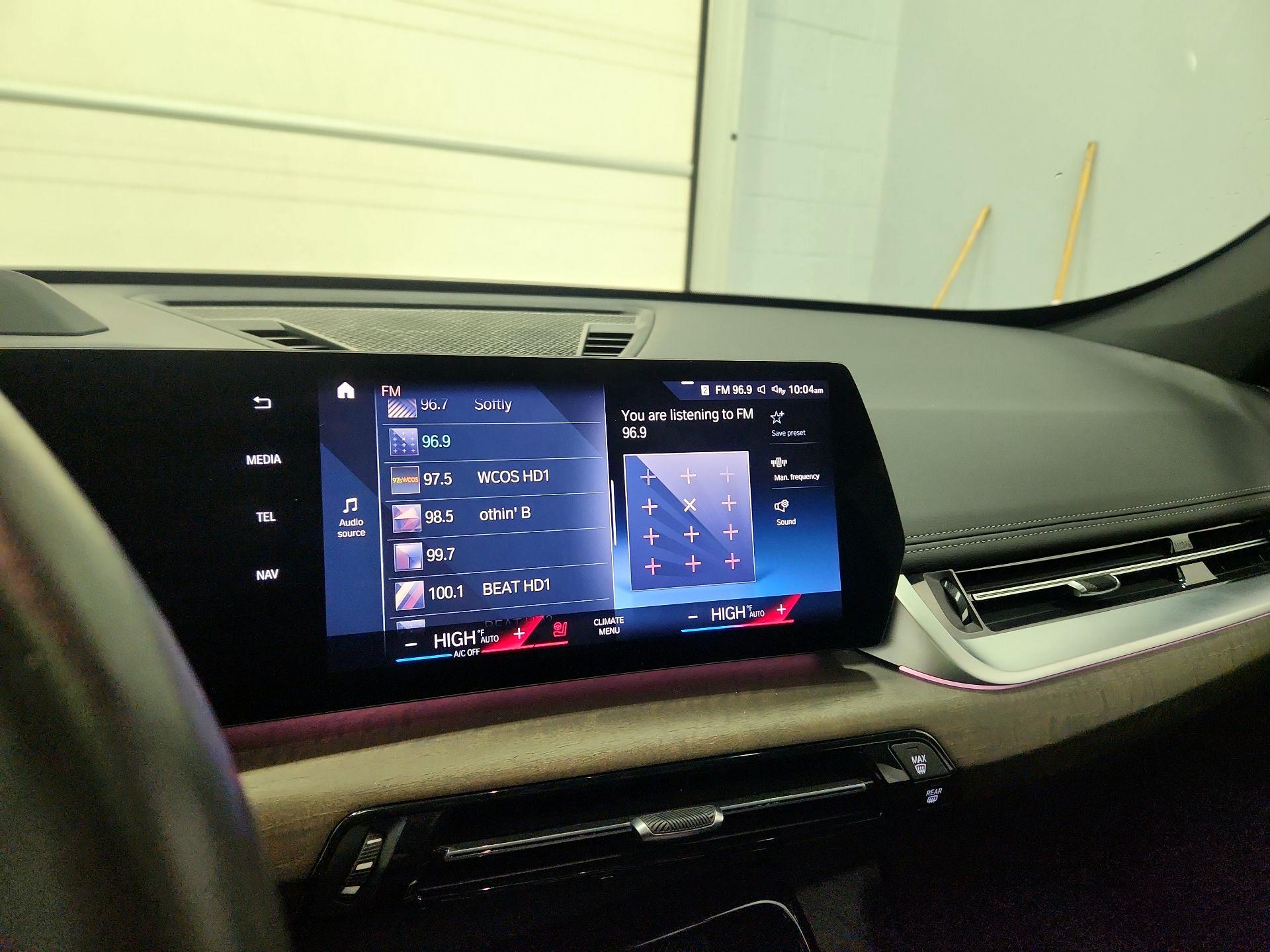 Thumbnail: 2023 BMW X1 - 16