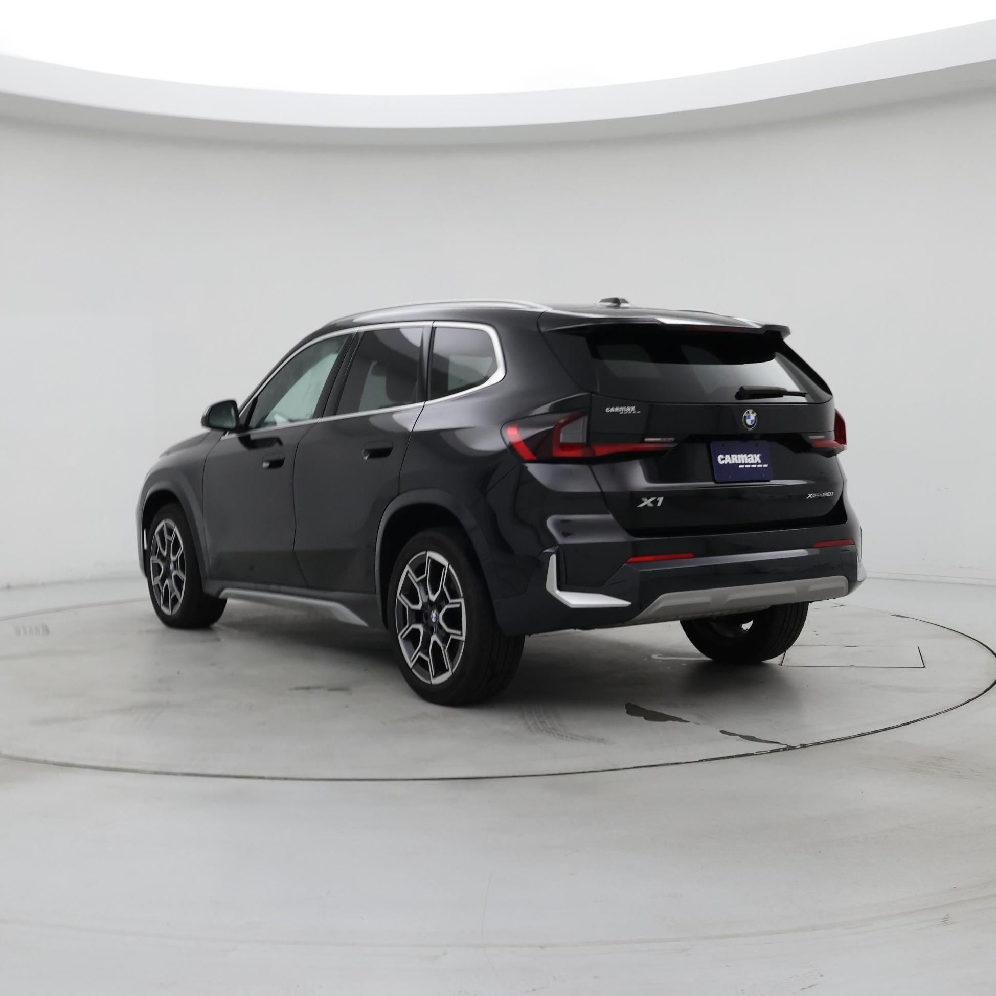 Thumbnail: 2023 BMW X1 - 2