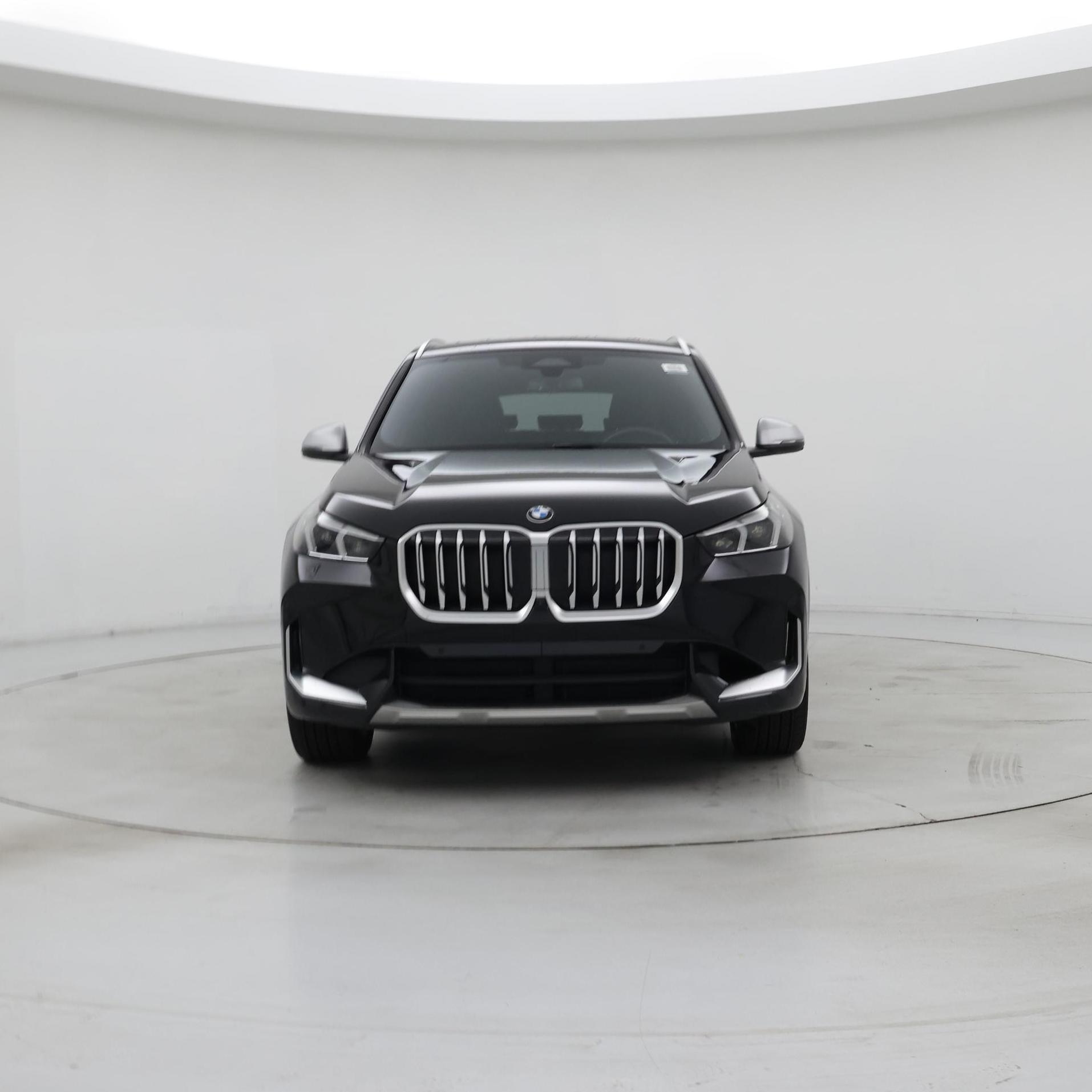 Thumbnail: 2023 BMW X1 - 5