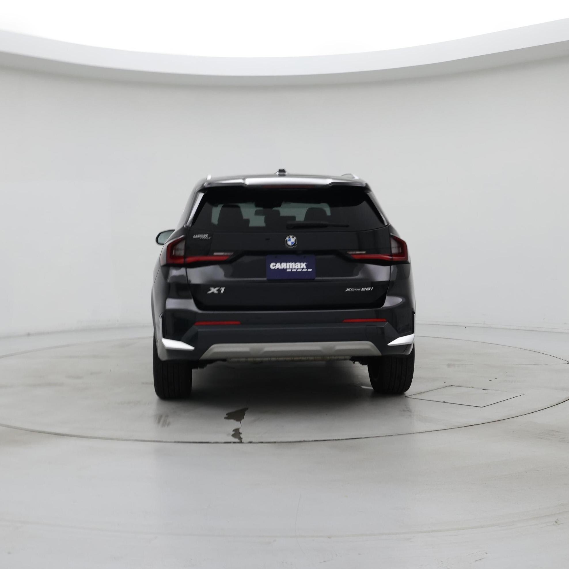 Thumbnail: 2023 BMW X1 - 6