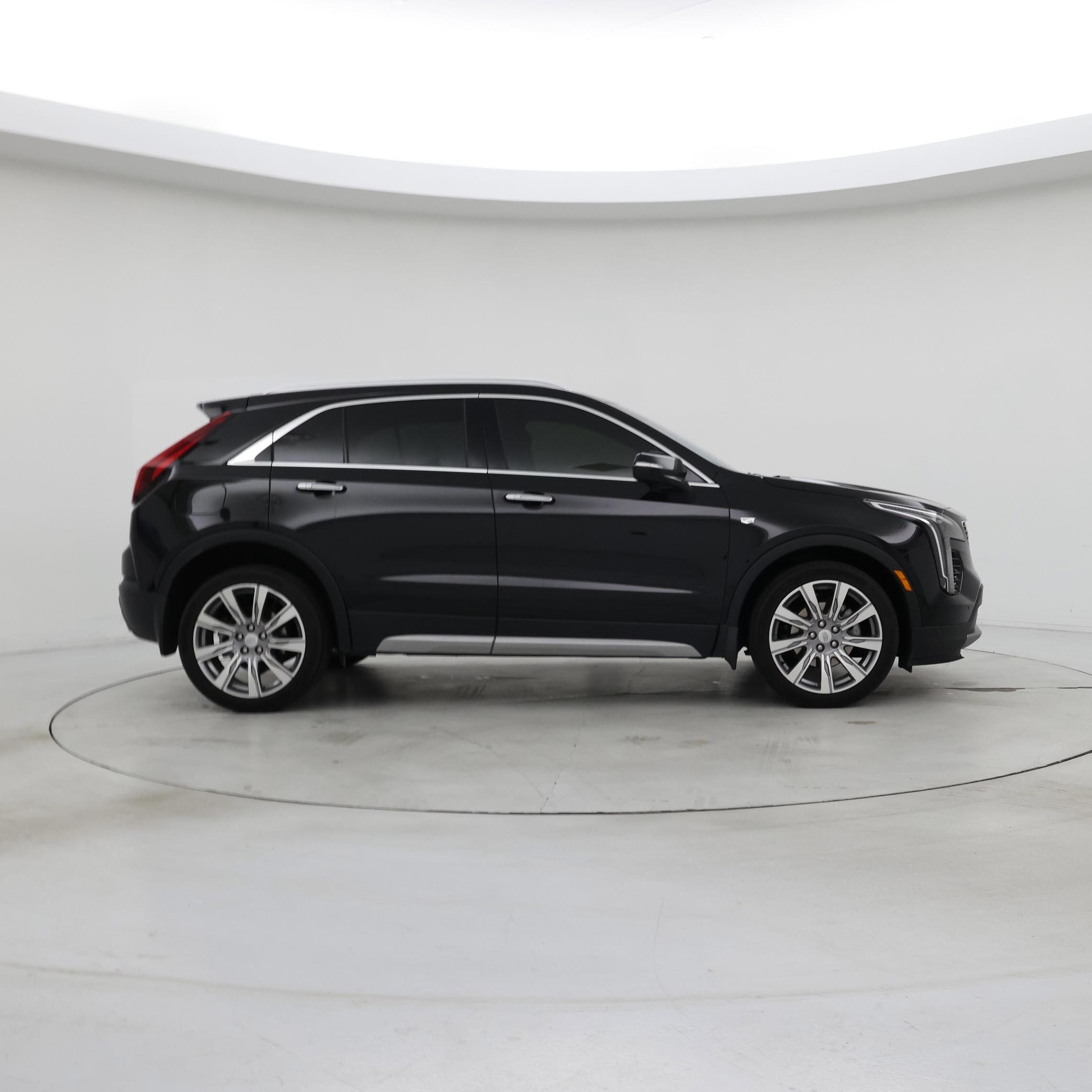Thumbnail: 2023 Cadillac XT4 - 7
