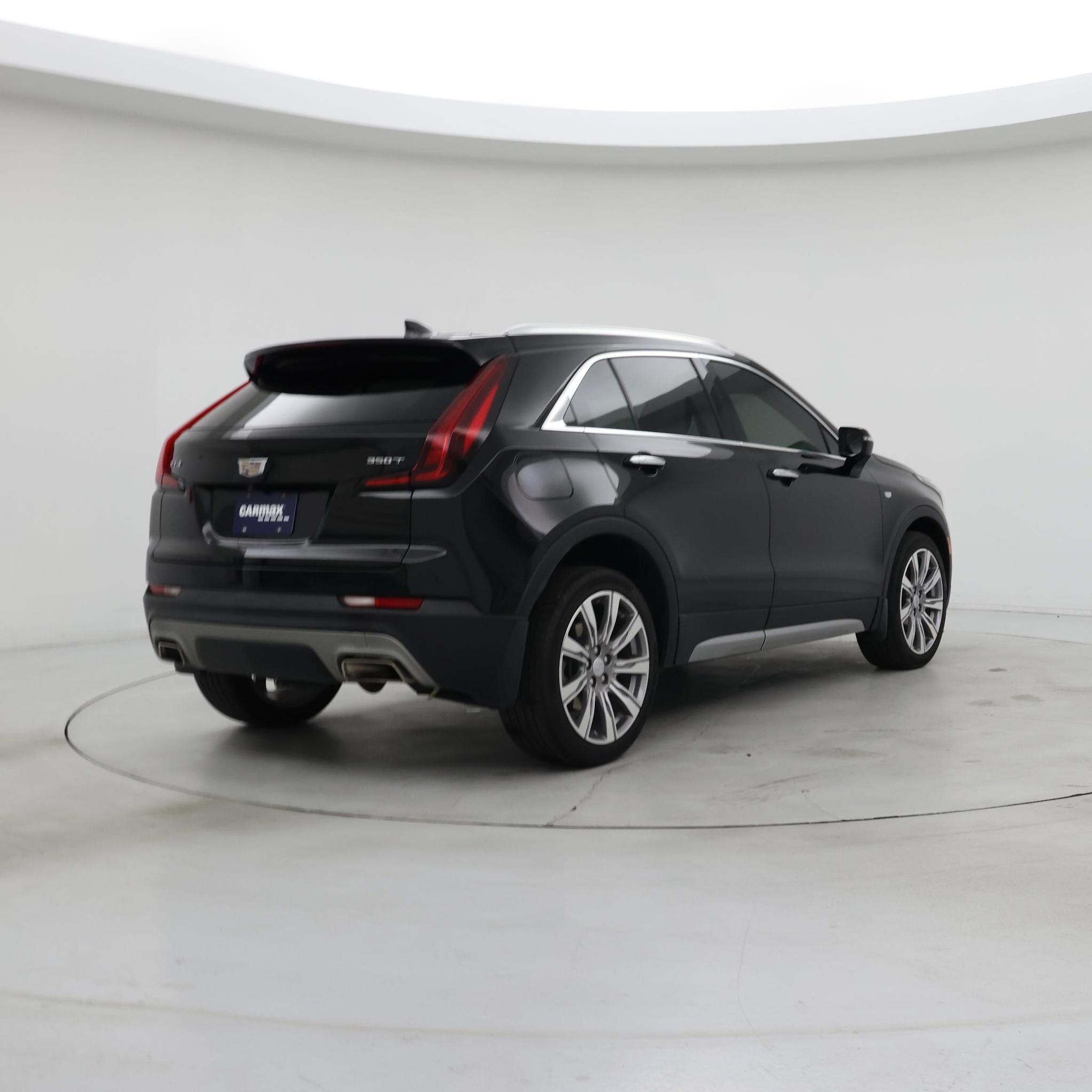 Thumbnail: 2023 Cadillac XT4 - 8