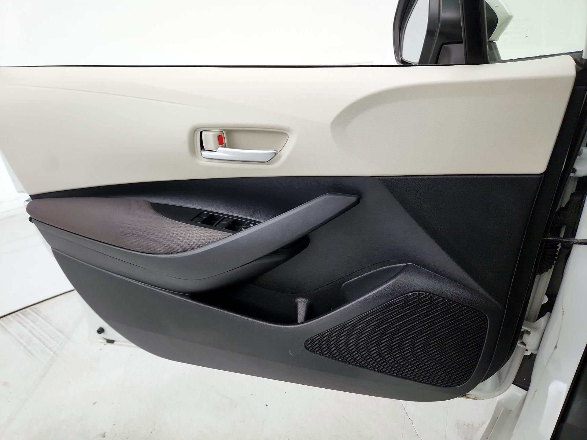 Thumbnail: 2020 Toyota Corolla - 12