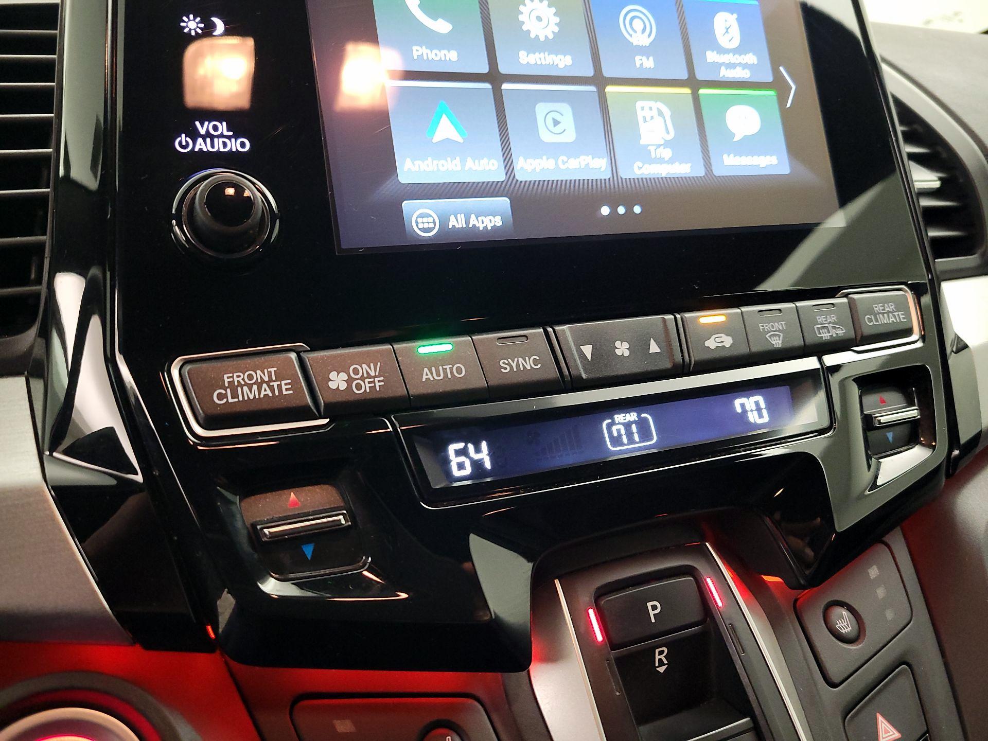 Thumbnail: 2023 Honda Odyssey - 16