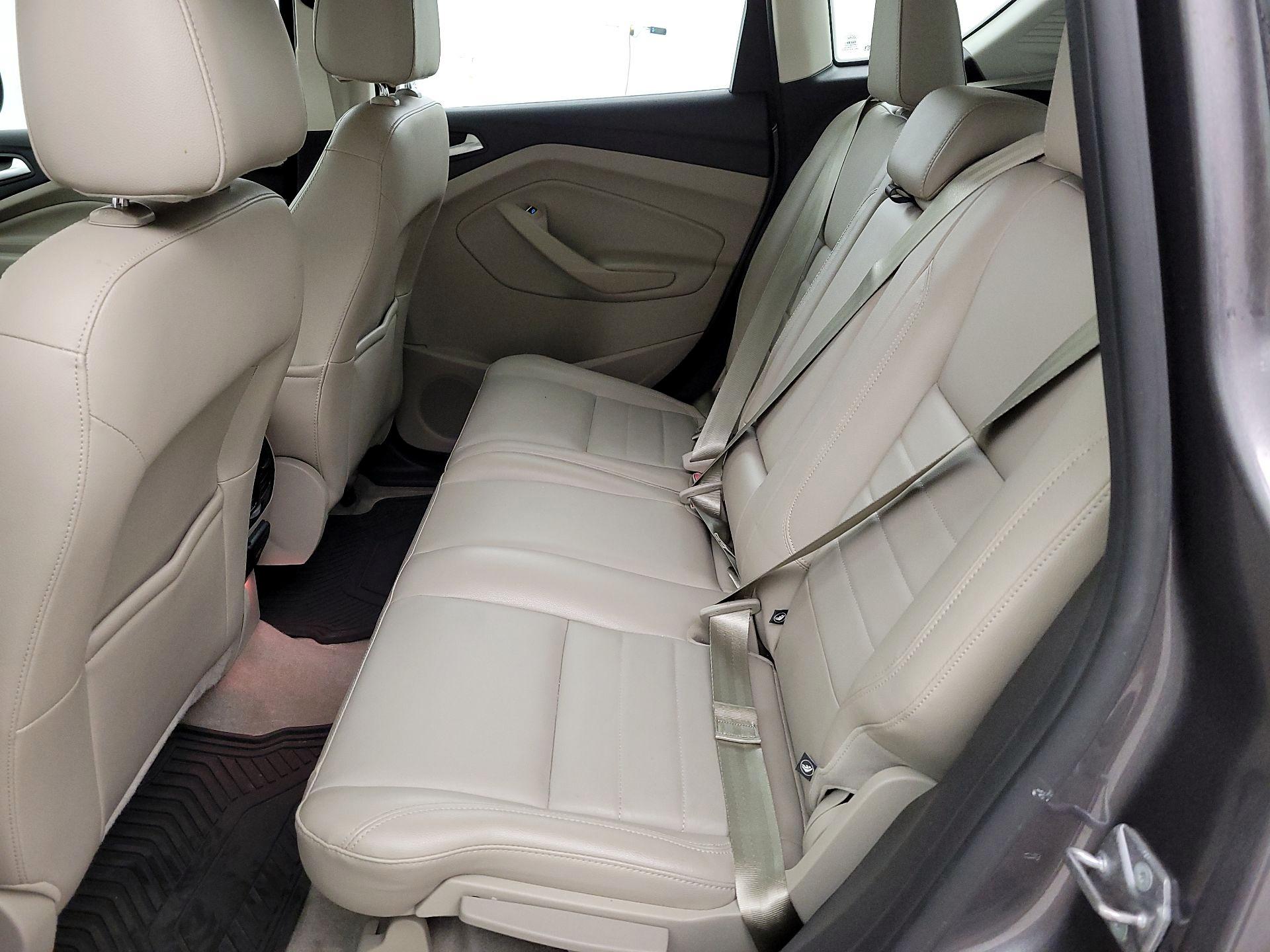 Thumbnail: 2014 Ford C-Max - 19