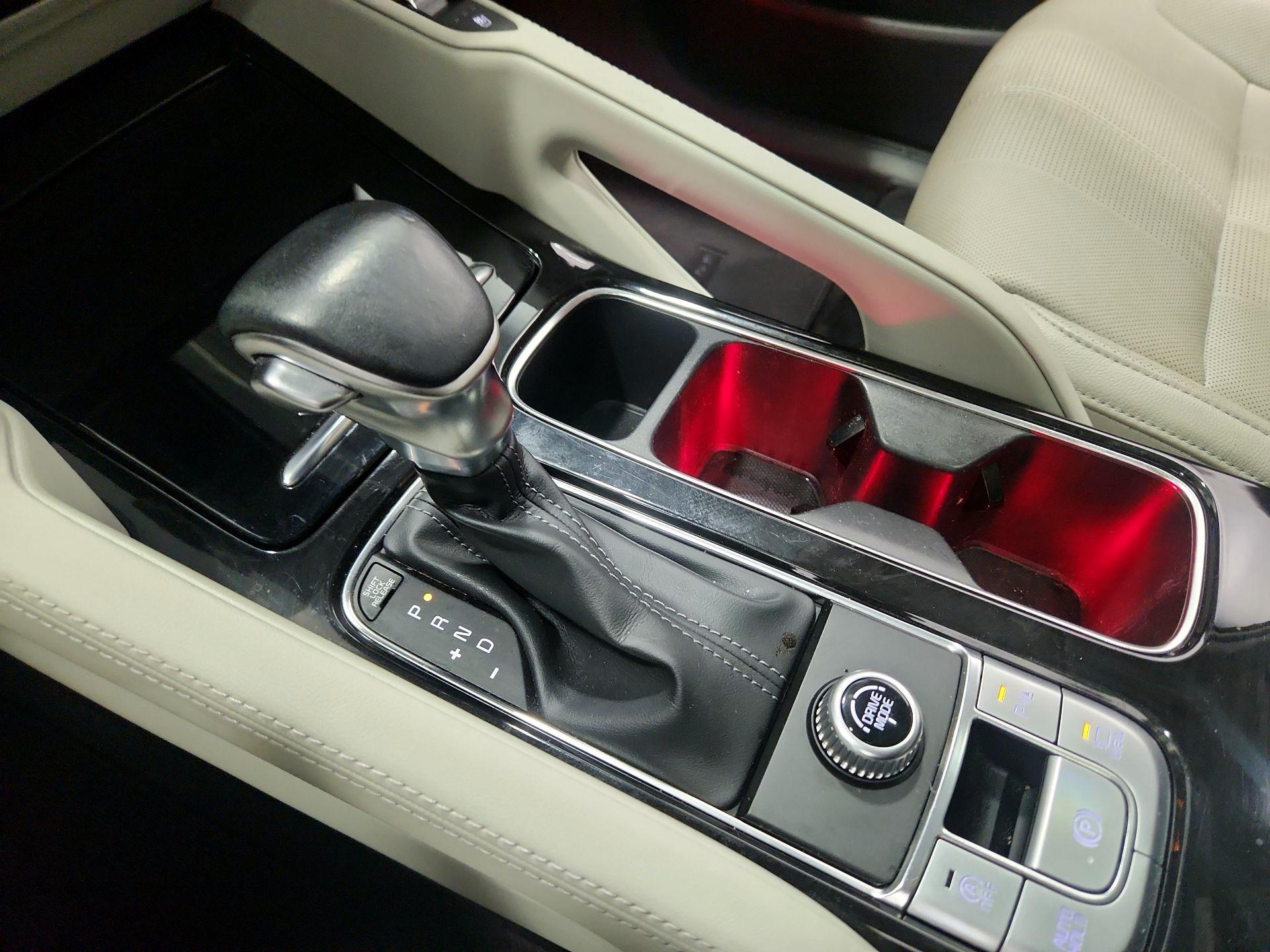 Thumbnail: 2021 Kia Telluride - 18