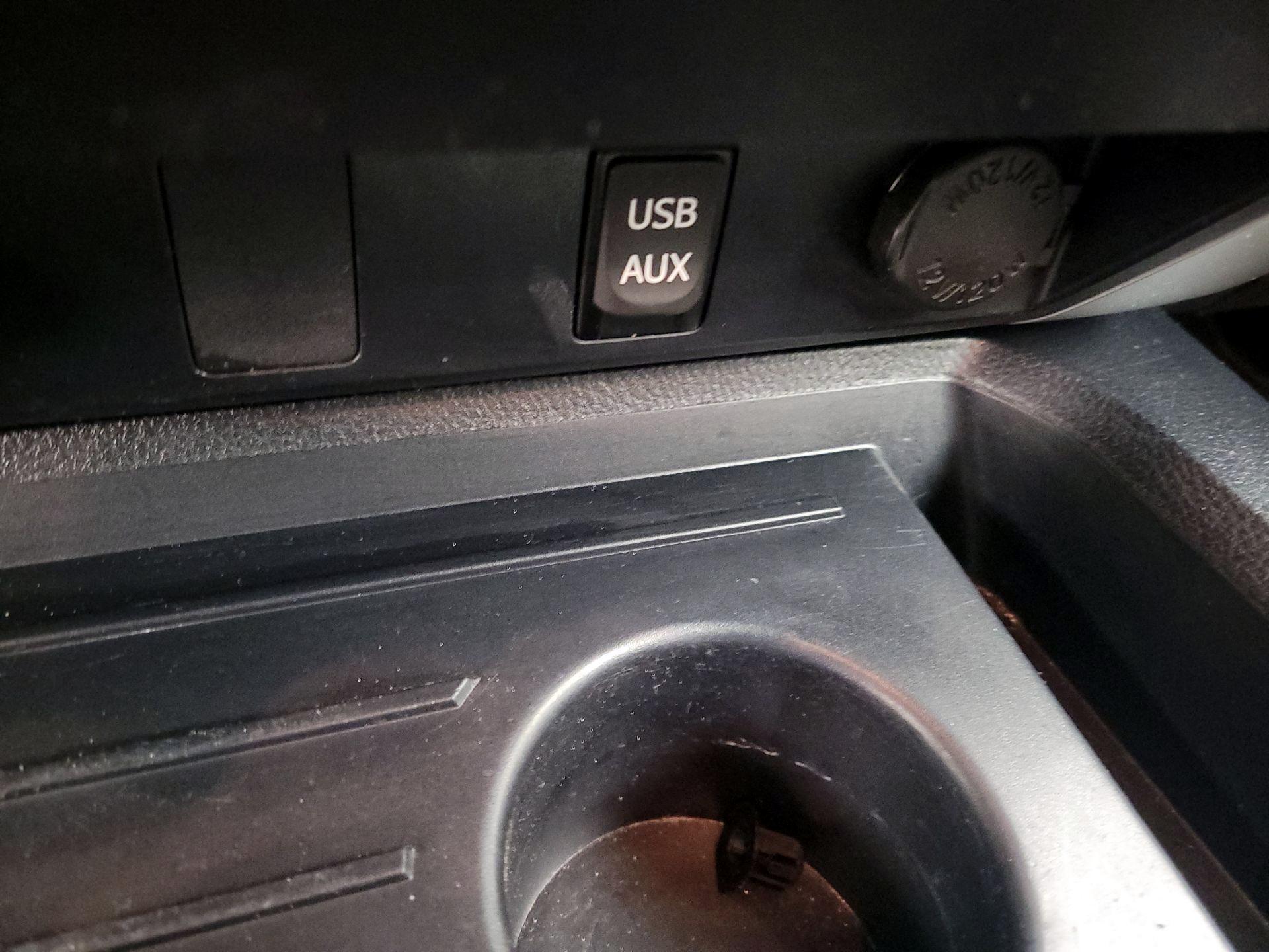 Thumbnail: 2019 Toyota Tundra - 18