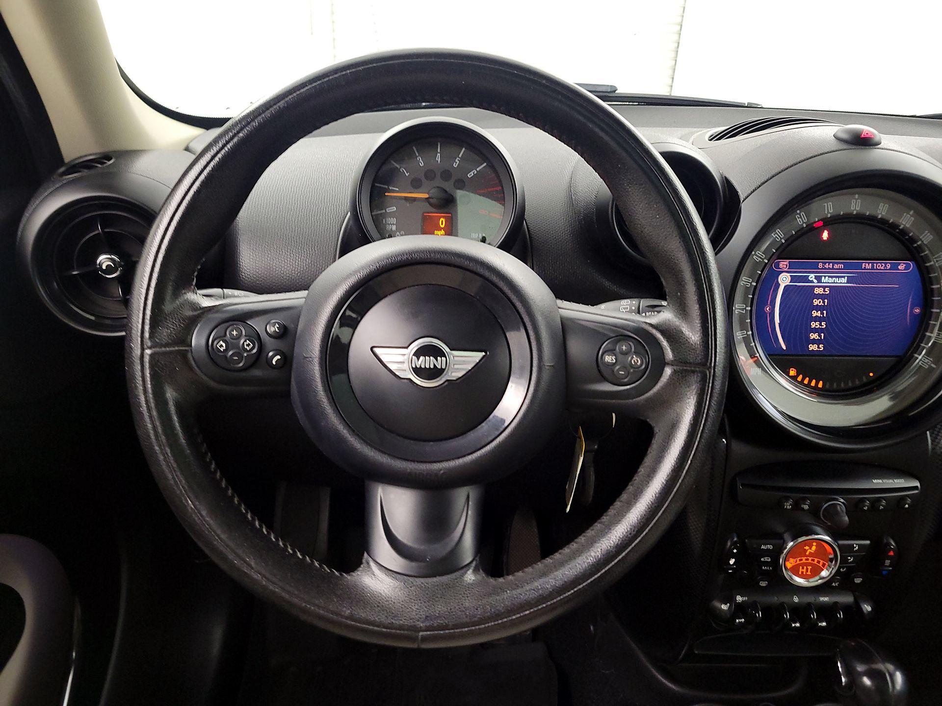 Thumbnail: 2016 MINI Cooper Countryman - 10