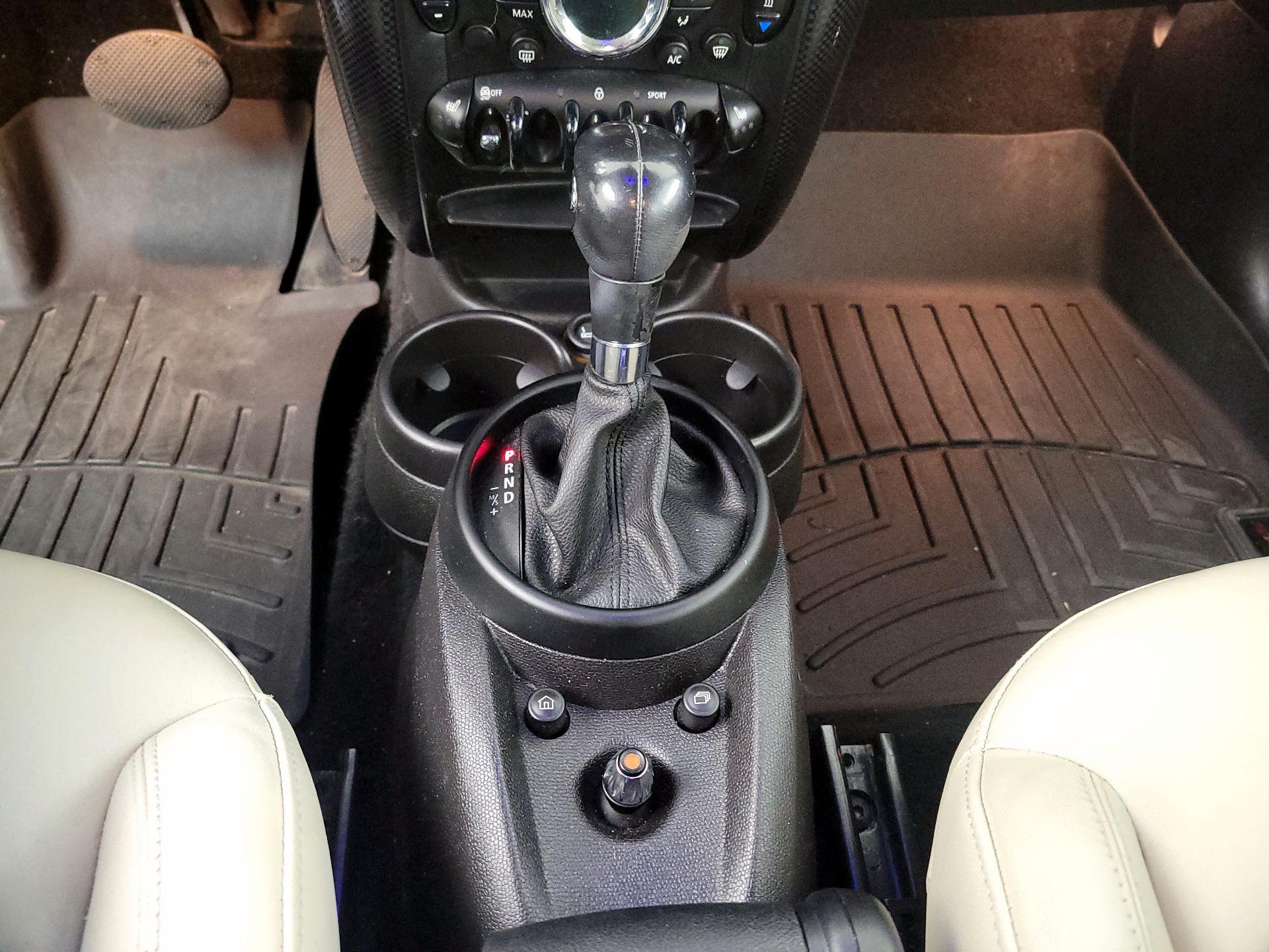 Thumbnail: 2016 MINI Cooper Countryman - 15