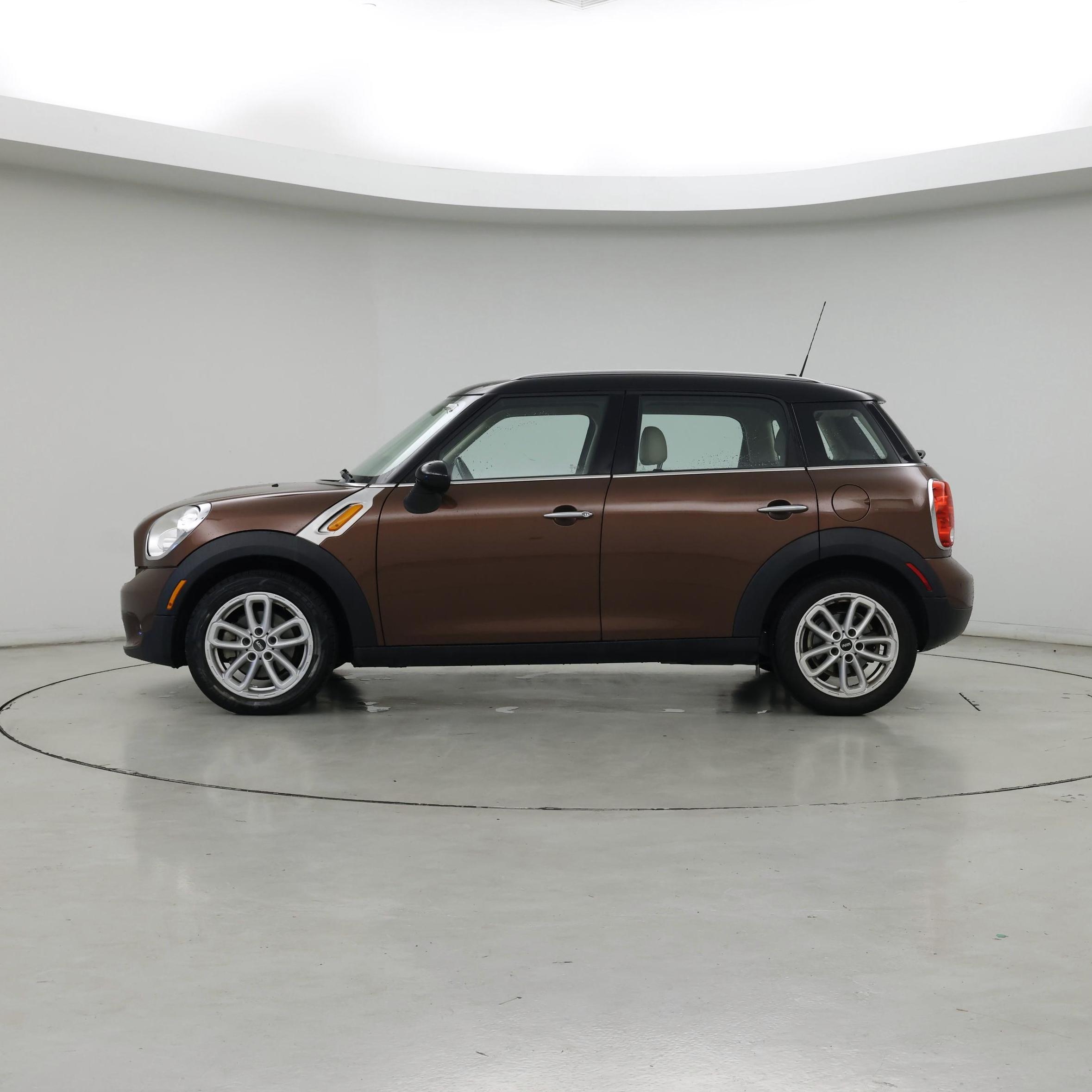 Thumbnail: 2016 MINI Cooper Countryman - 3