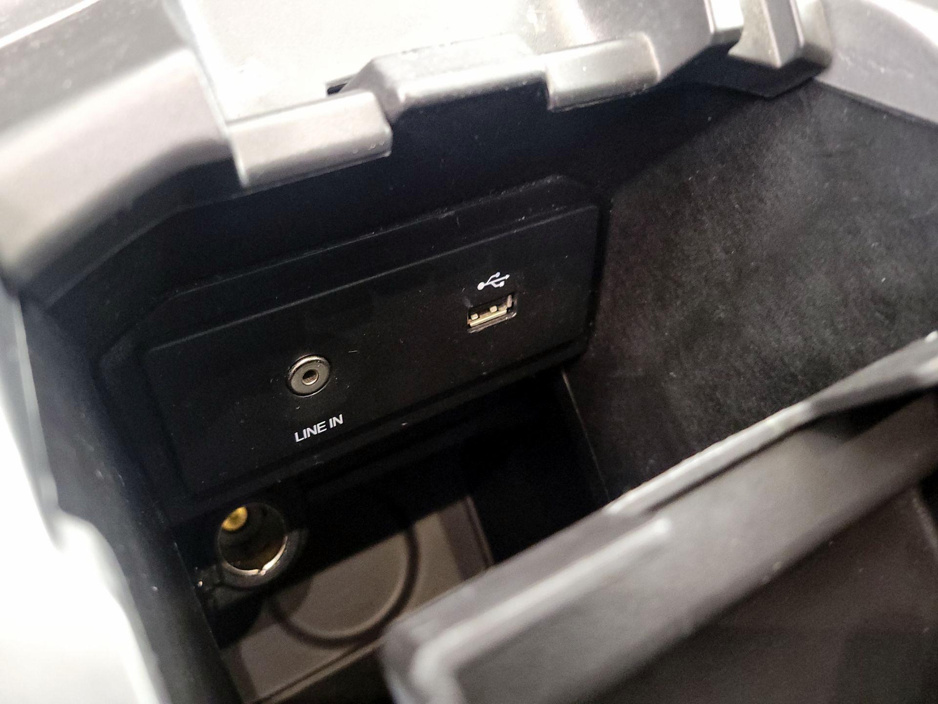 Thumbnail: 2015 Ford Escape - 18