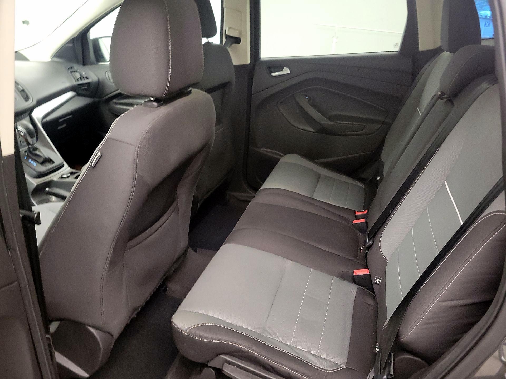 Thumbnail: 2015 Ford Escape - 19