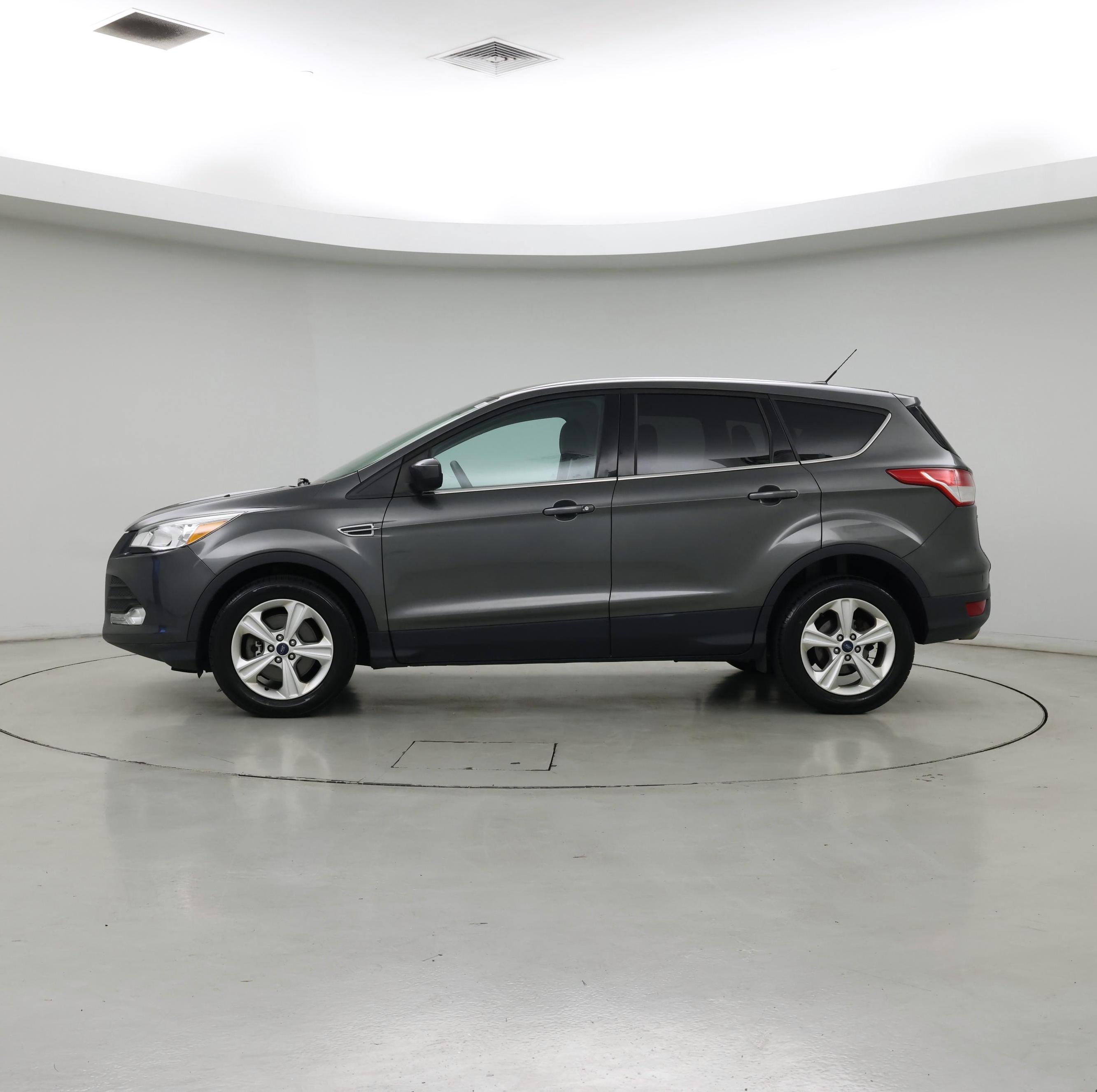 Thumbnail: 2015 Ford Escape - 3