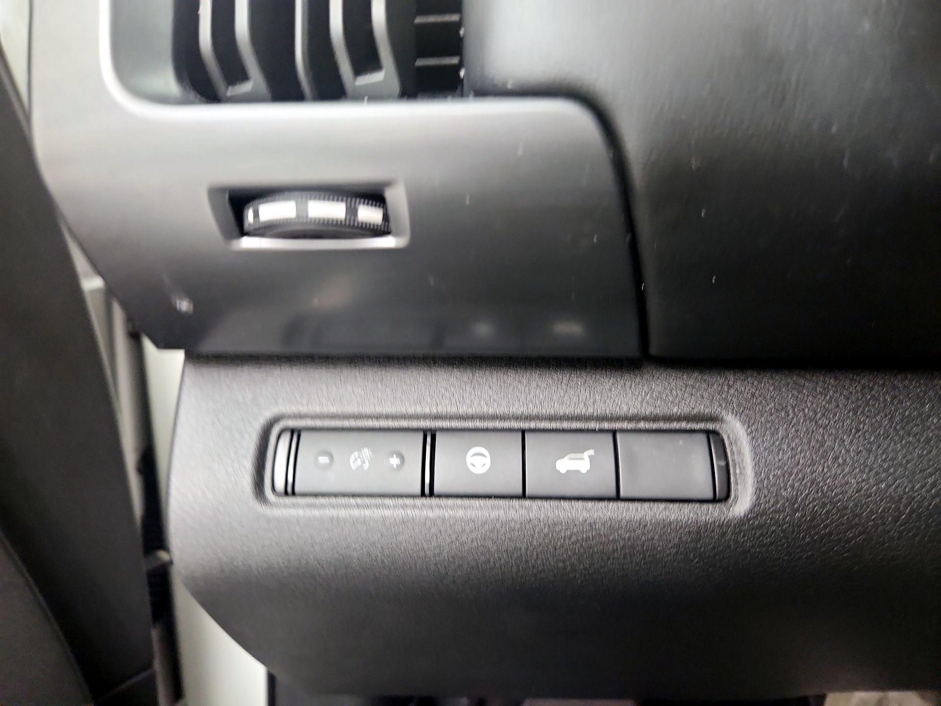 Thumbnail: 2024 Nissan Pathfinder - 11