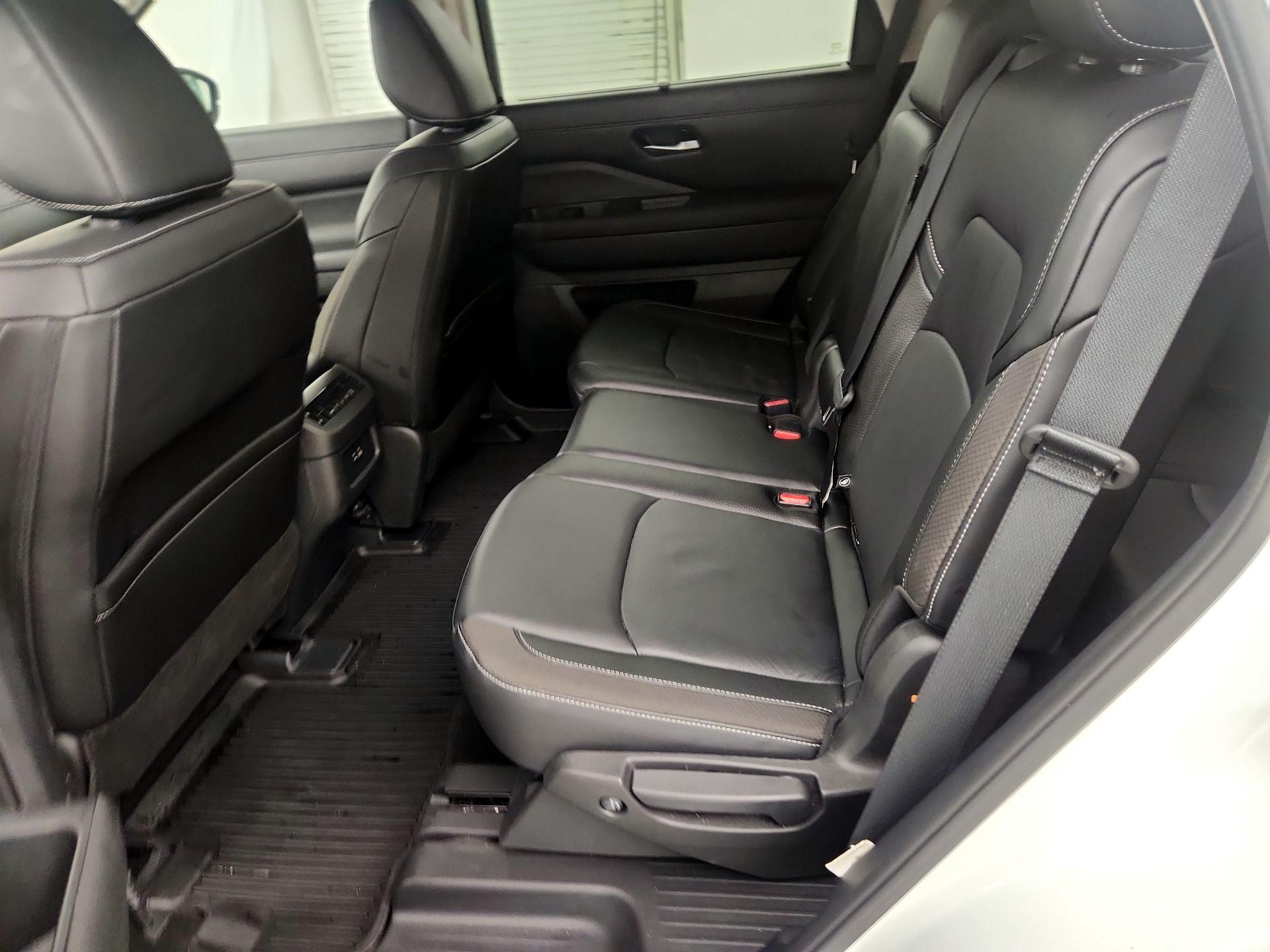 Thumbnail: 2024 Nissan Pathfinder - 17