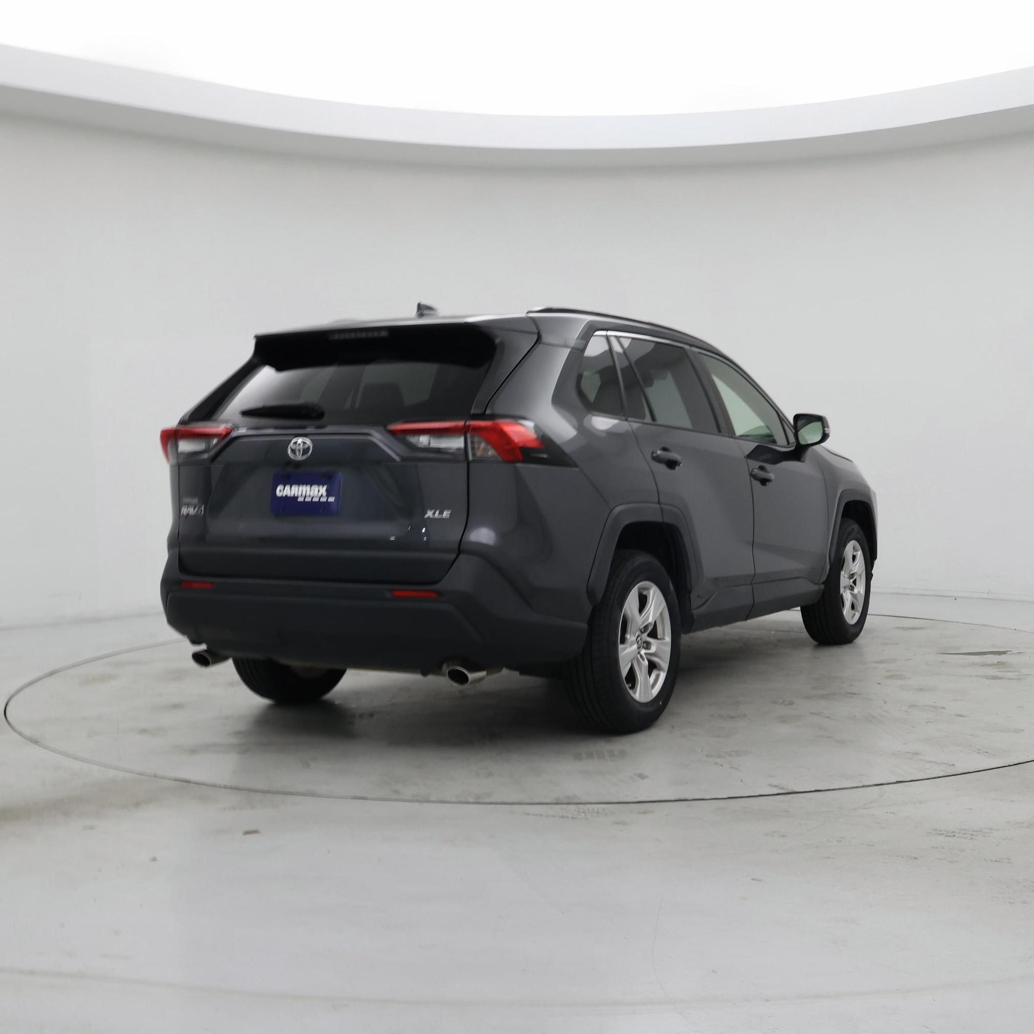 Thumbnail: 2019 Toyota RAV4 - 8