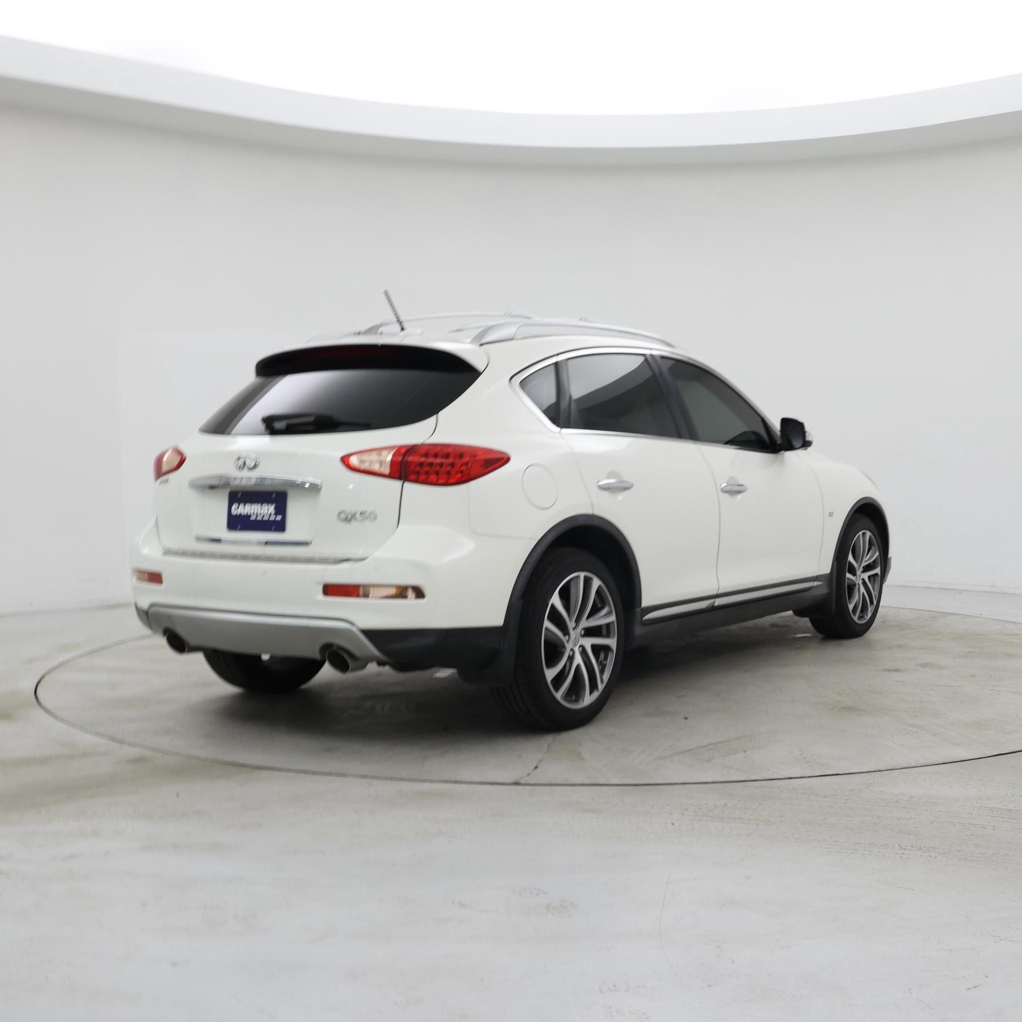 Thumbnail: 2017 INFINITI QX50 - 8