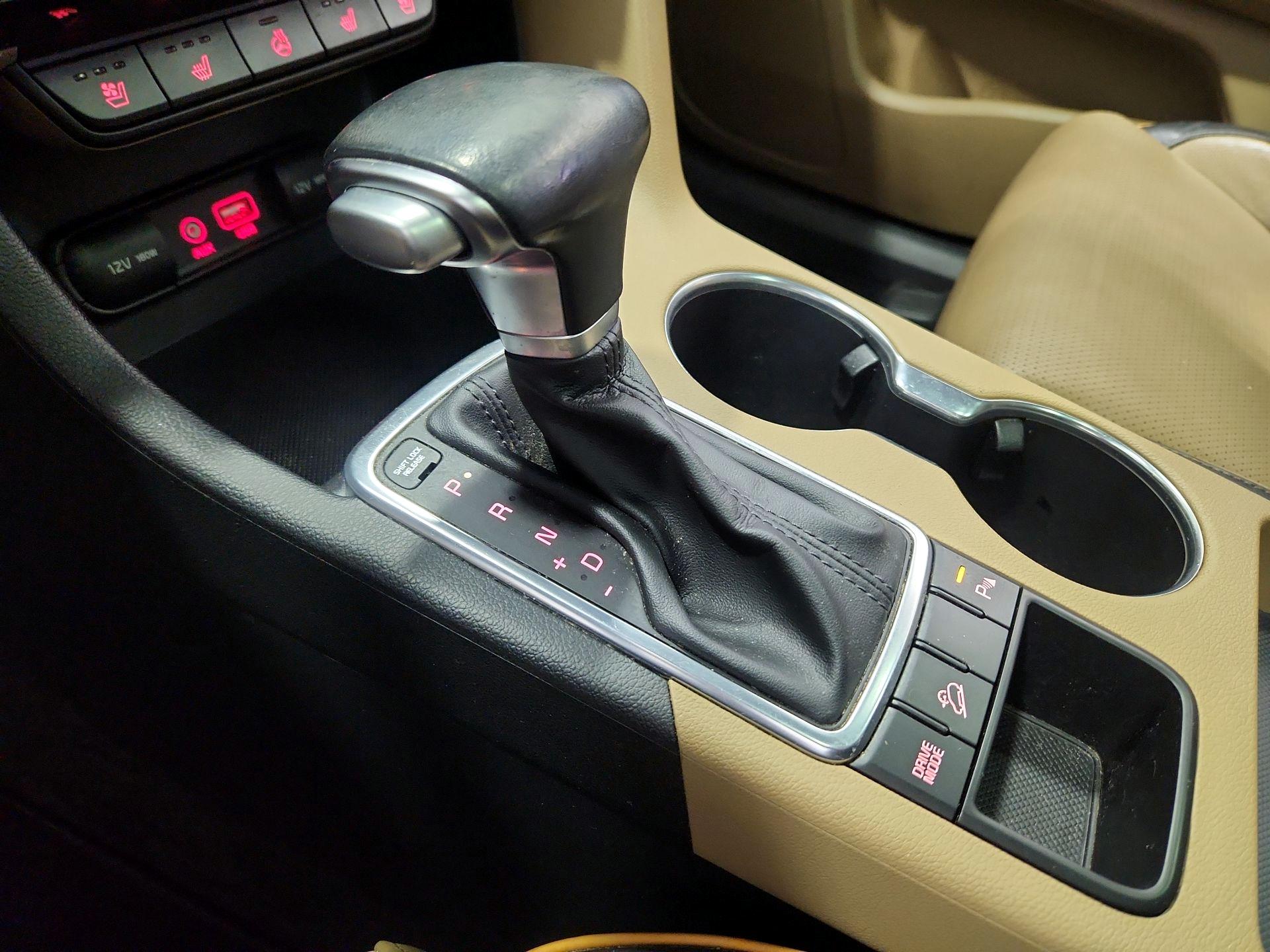 Thumbnail: 2017 Kia Sportage - 18