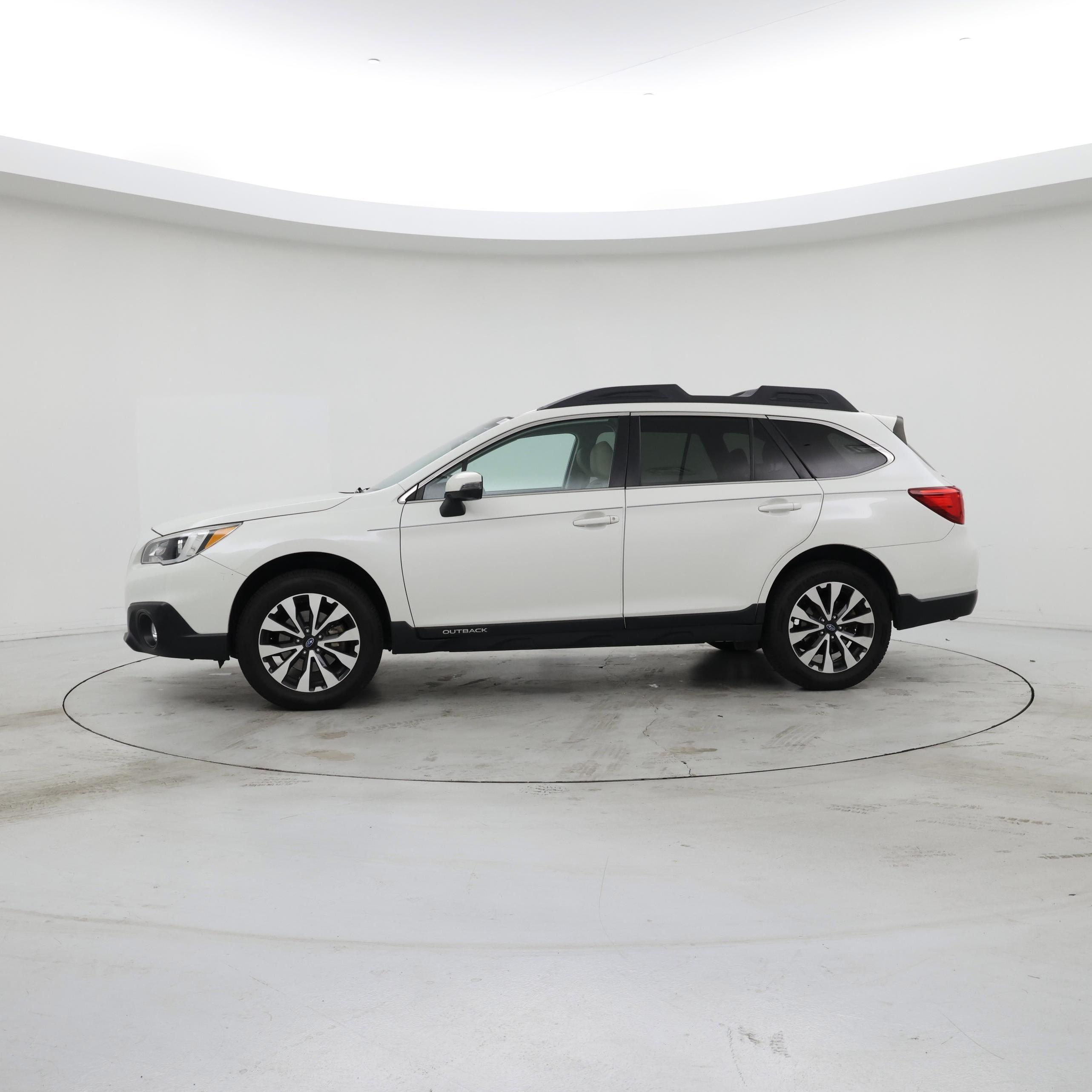 Thumbnail: 2017 Subaru Outback - 3