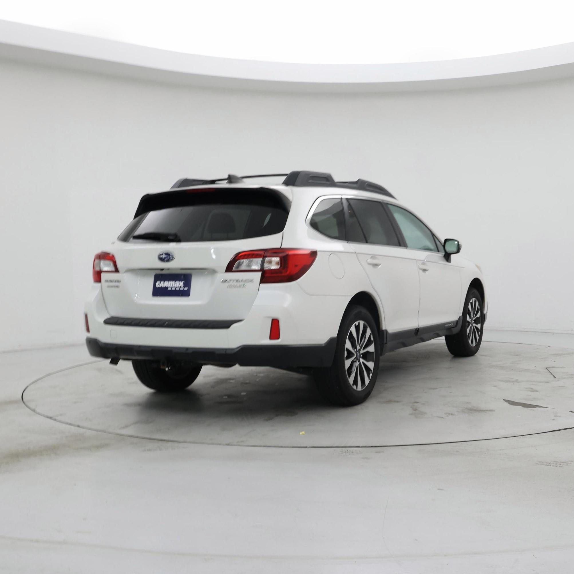 Thumbnail: 2017 Subaru Outback - 8