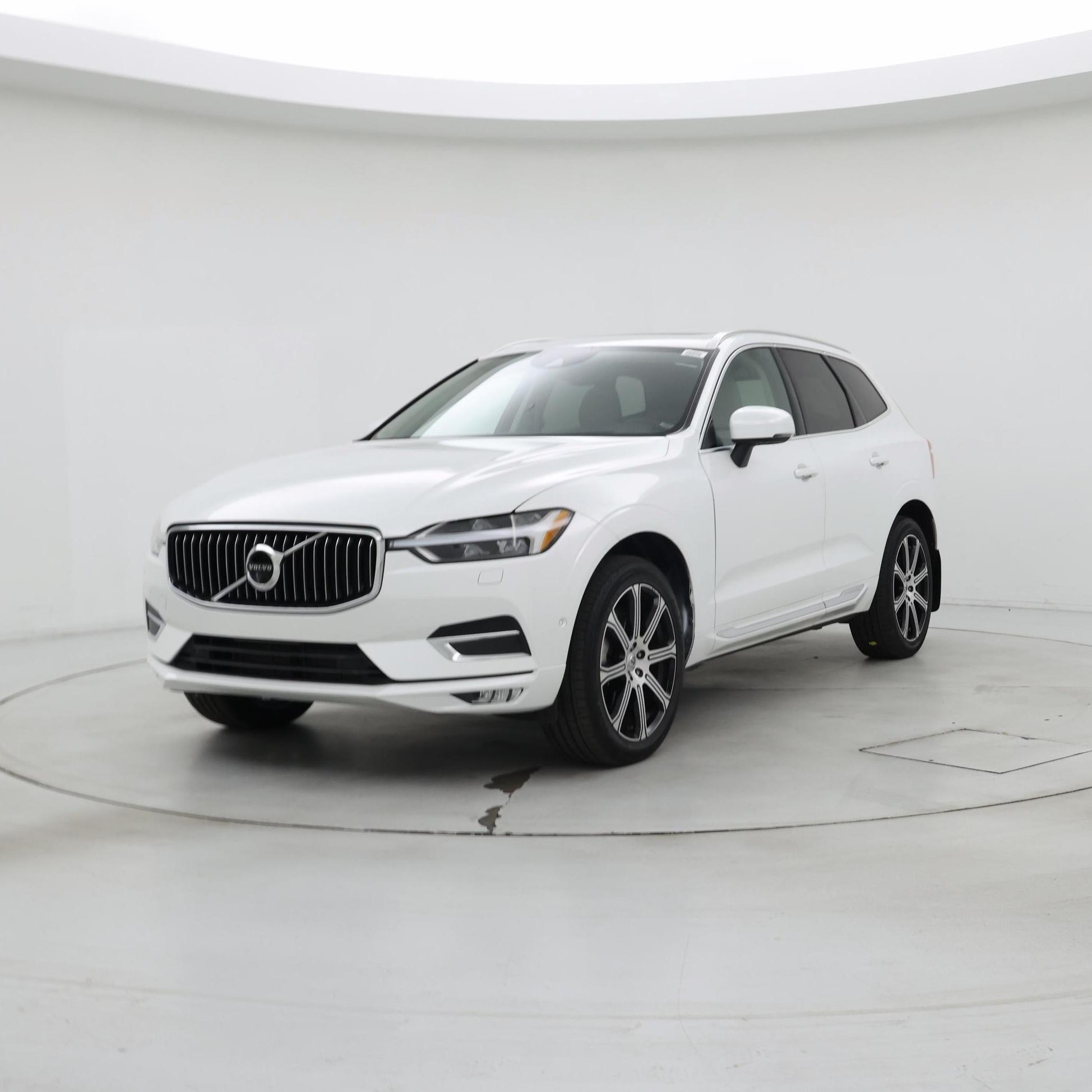 Thumbnail: 2020 Volvo XC60 - 4