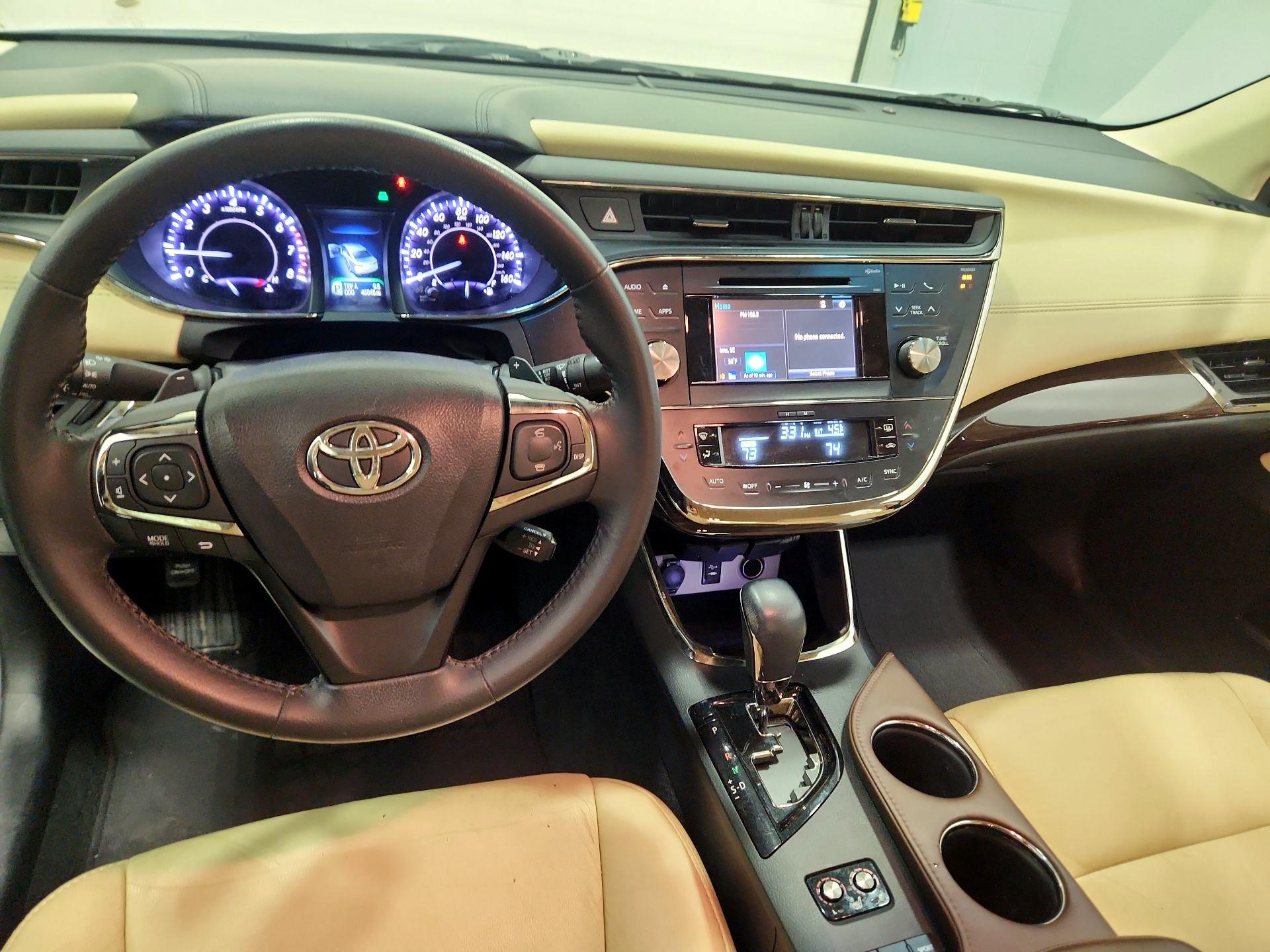 Thumbnail: 2015 Toyota Avalon - 9