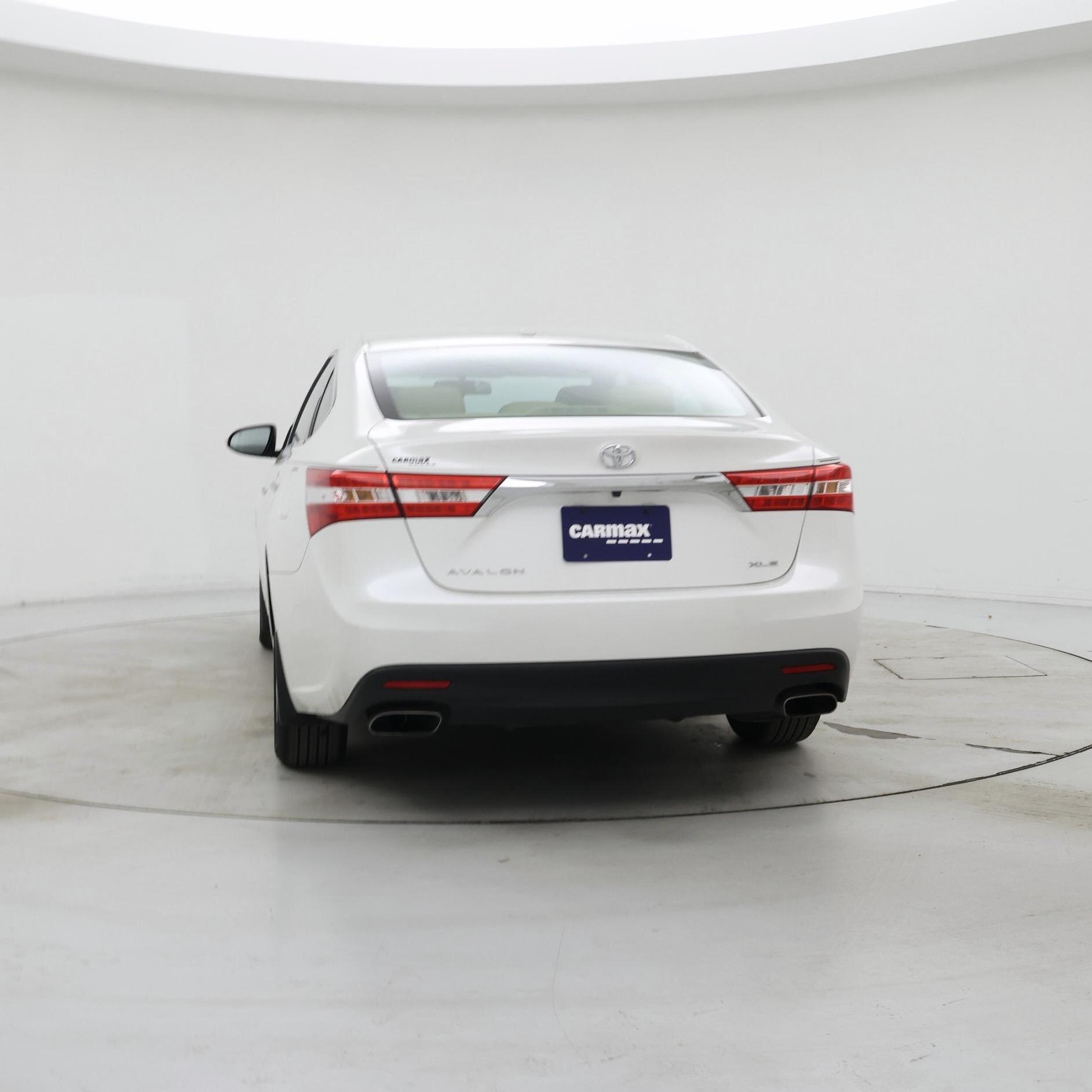 Thumbnail: 2015 Toyota Avalon - 6