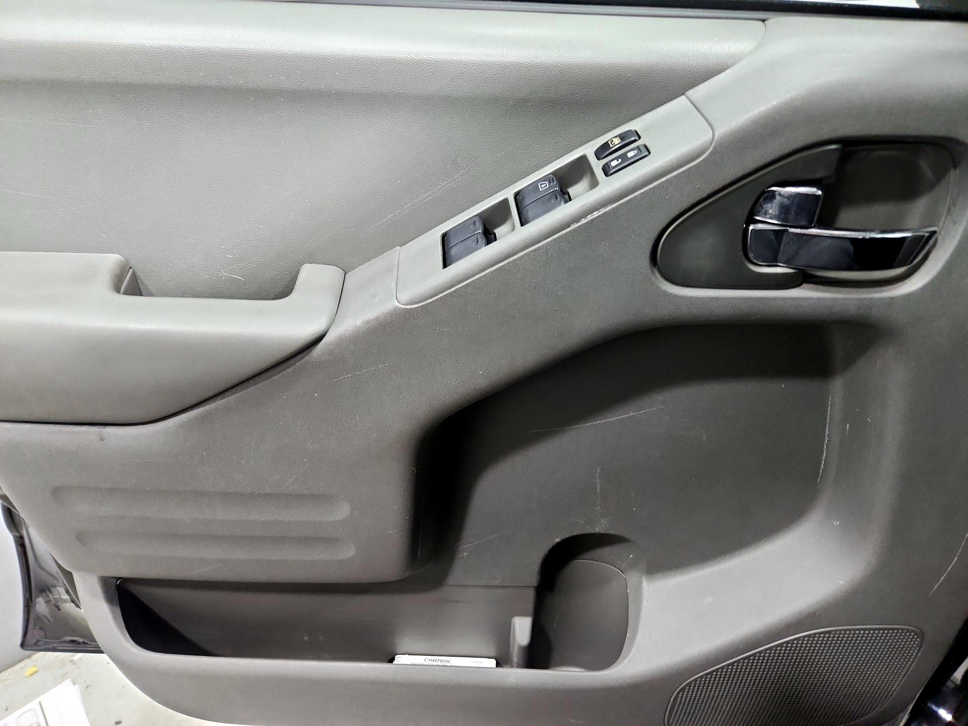 Thumbnail: 2016 Nissan Frontier - 12