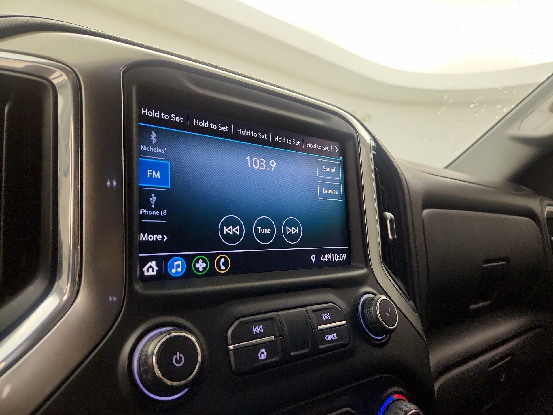 Thumbnail: 2019 Chevrolet Silverado 1500 - 13