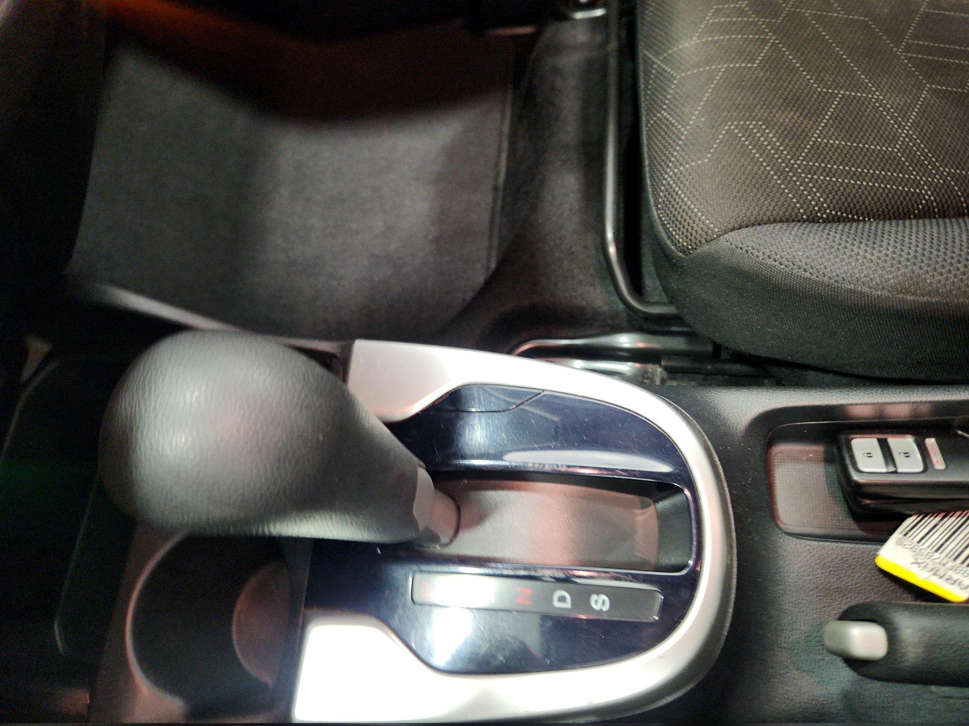 Thumbnail: 2015 Honda Fit - 17