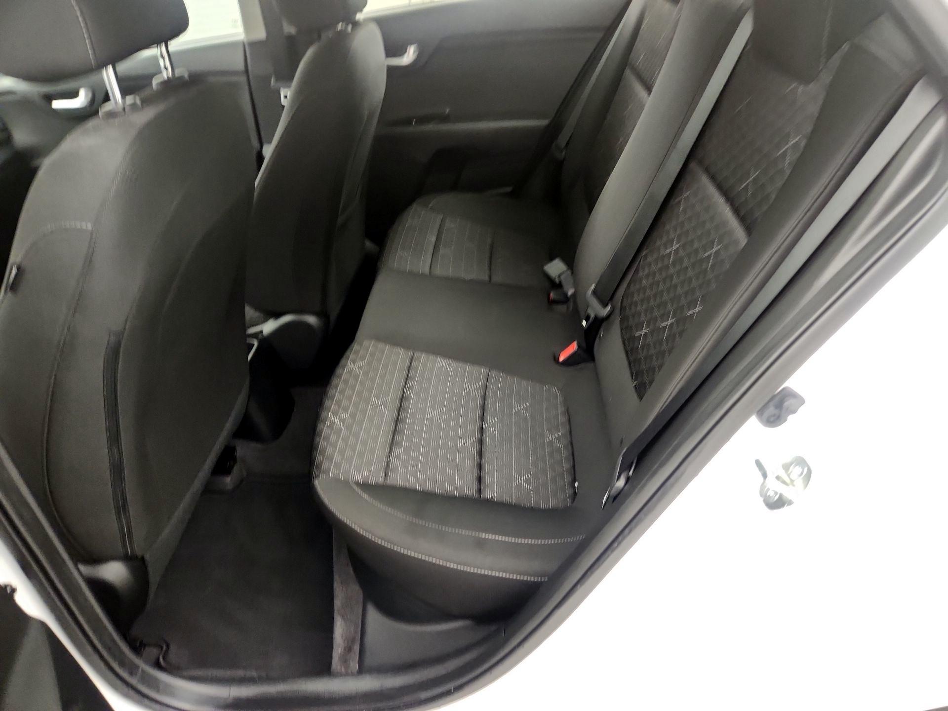 Thumbnail: 2023 Kia Rio - 17