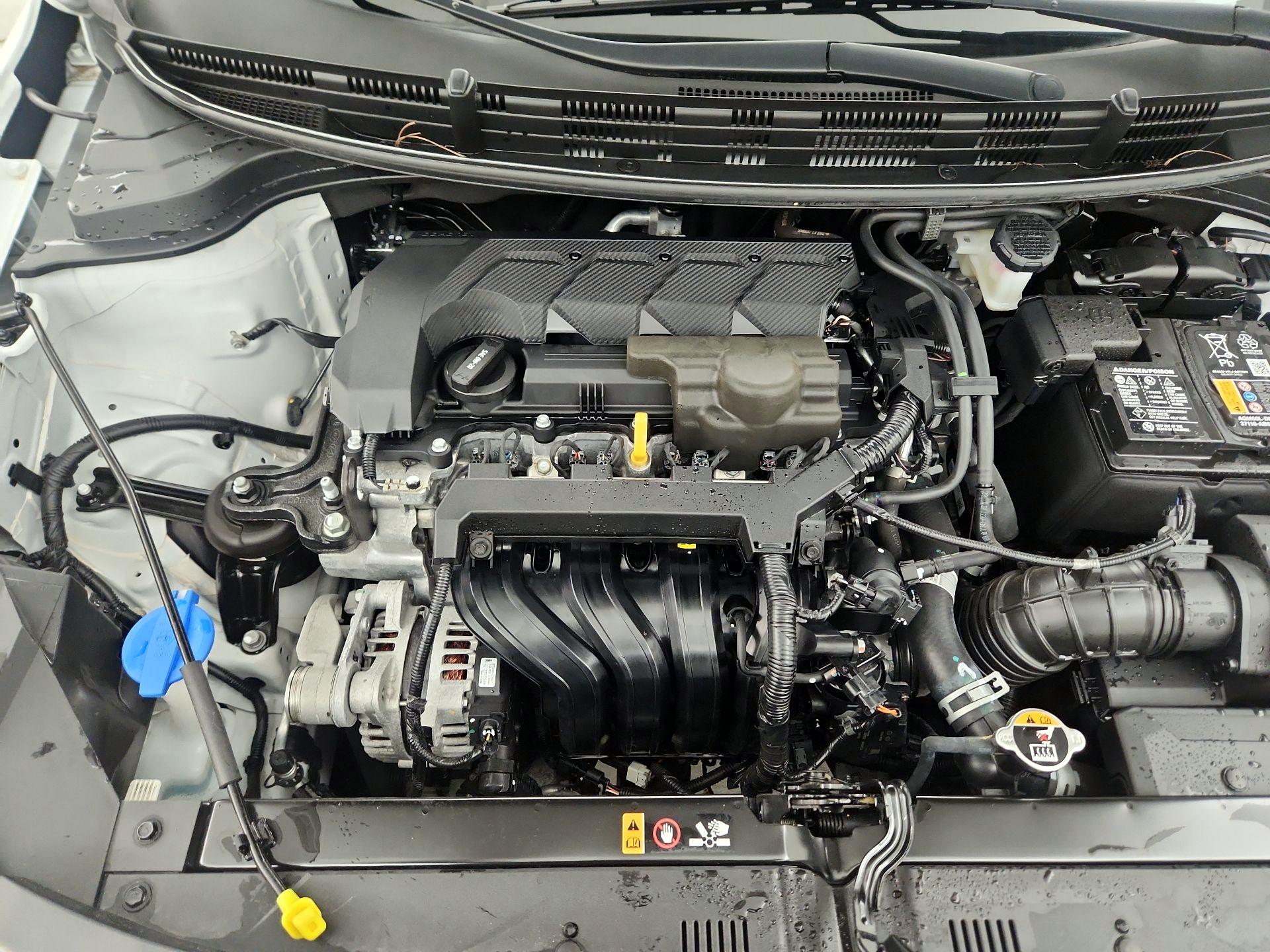 Thumbnail: 2023 Kia Rio - 19