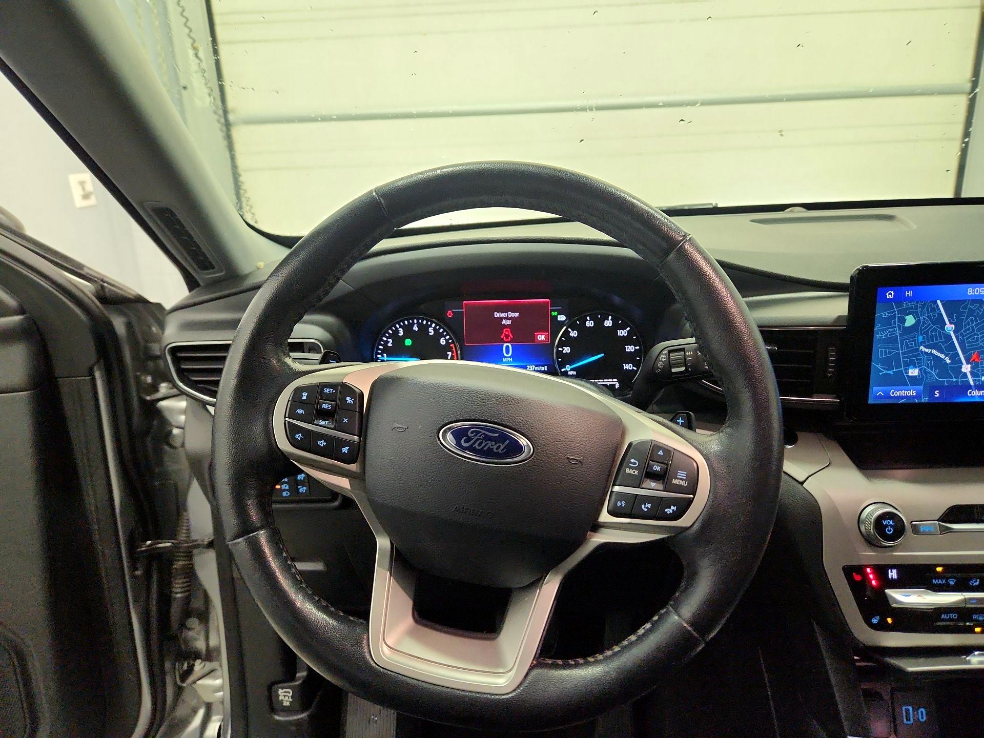 Thumbnail: 2020 Ford Explorer - 10