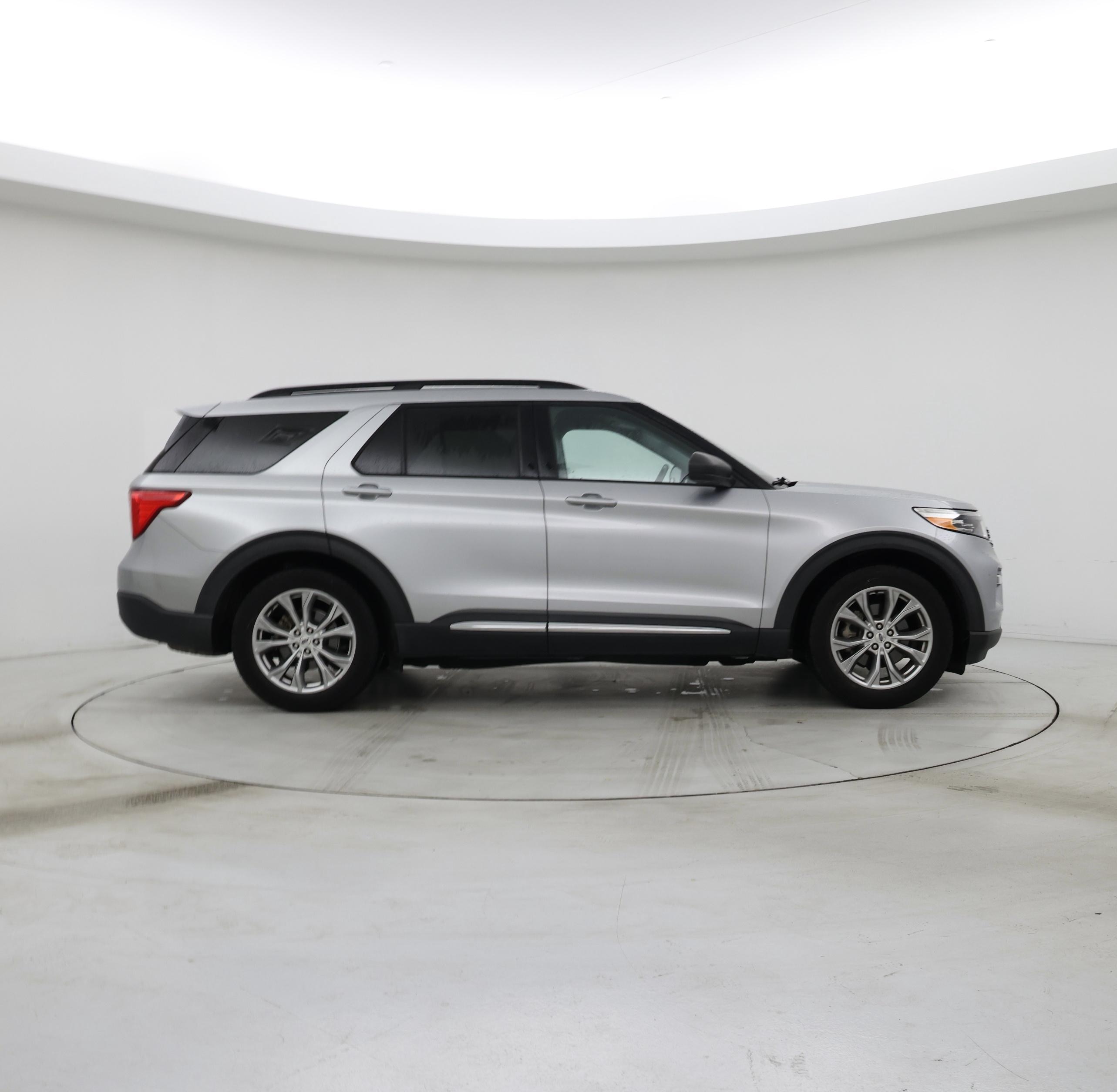 Thumbnail: 2020 Ford Explorer - 7