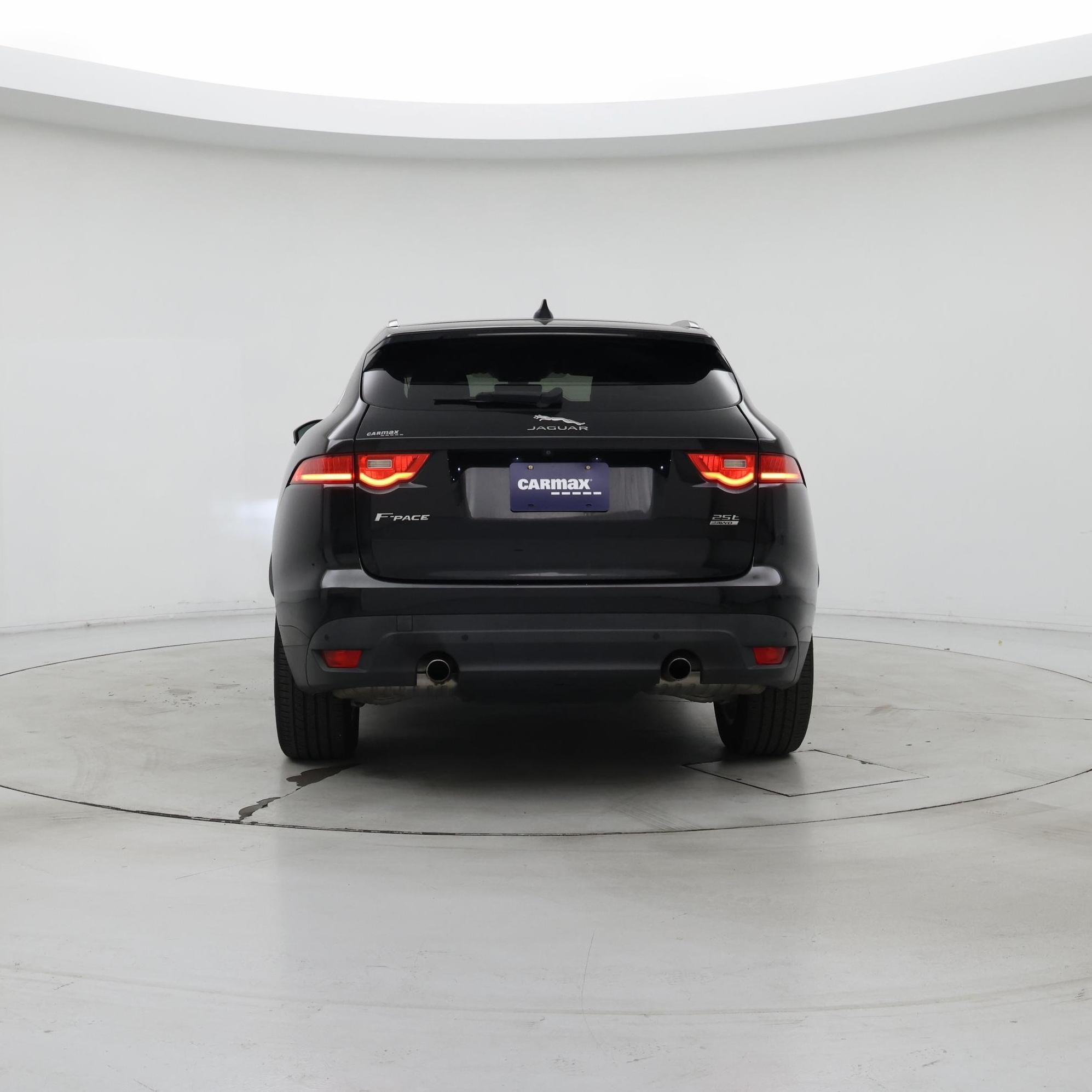 Thumbnail: 2020 Jaguar F-Pace - 6