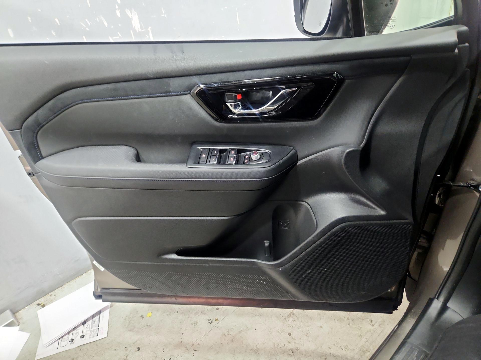 Thumbnail: 2025 Subaru Forester - 12