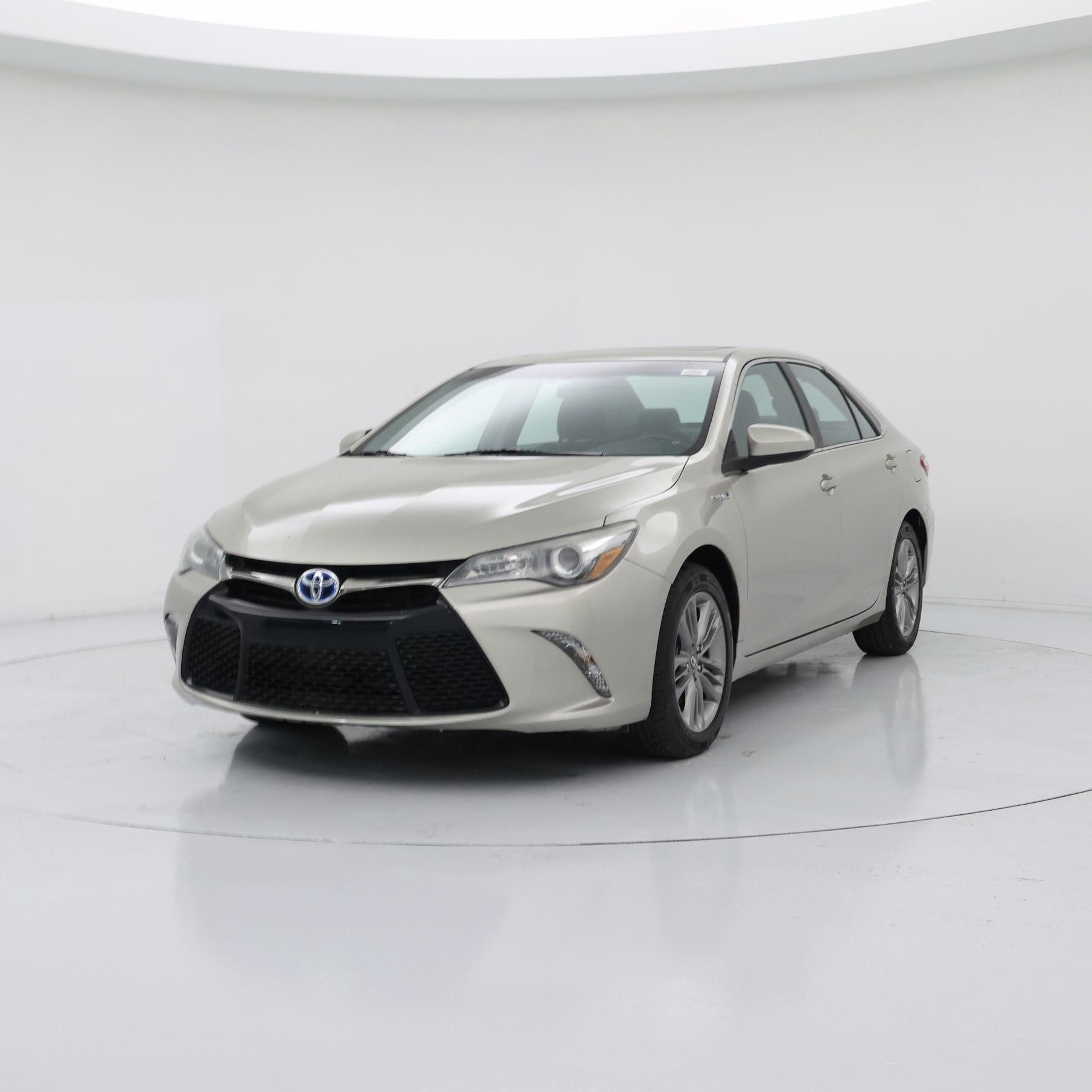 Thumbnail: 2016 Toyota Camry - 4