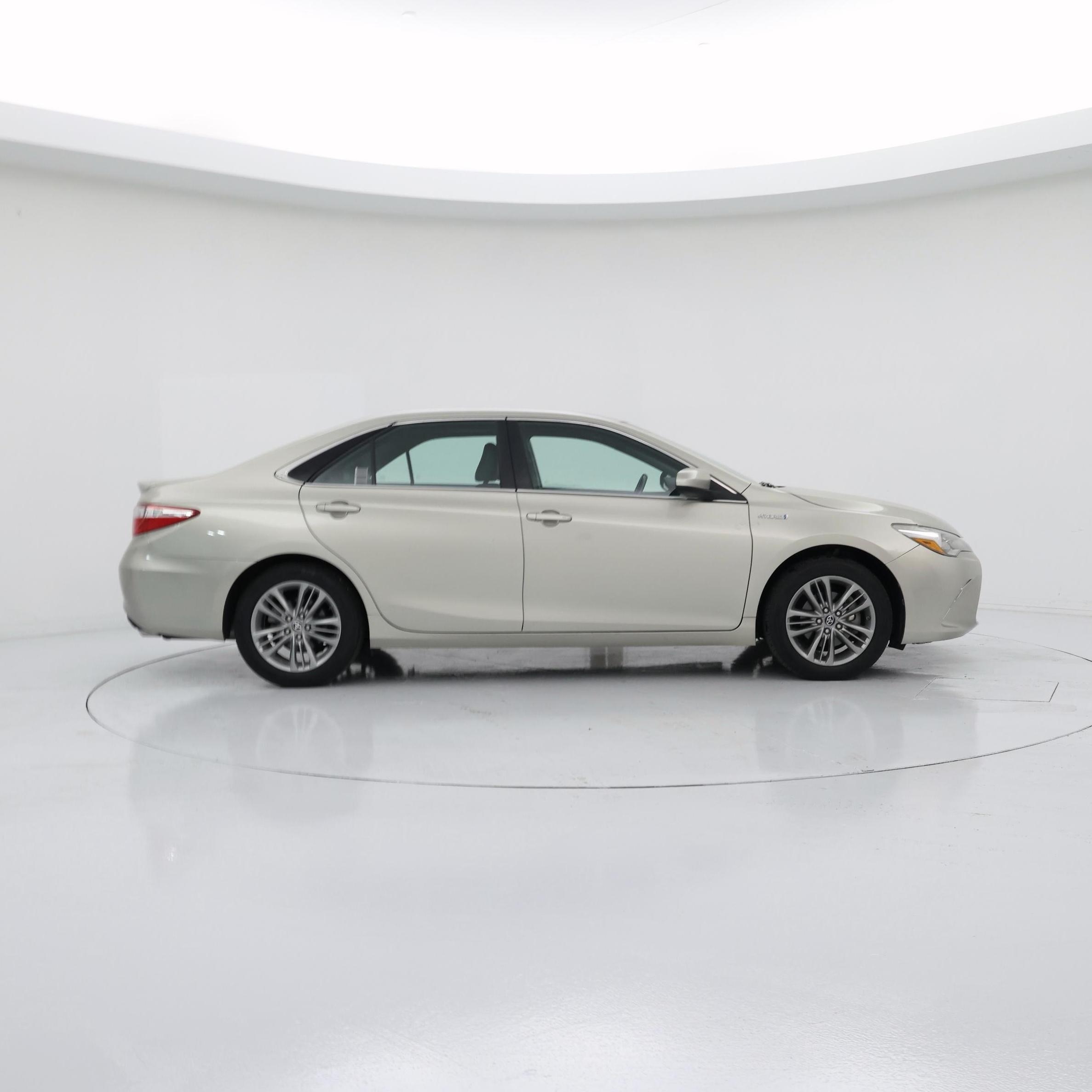 Thumbnail: 2016 Toyota Camry - 7