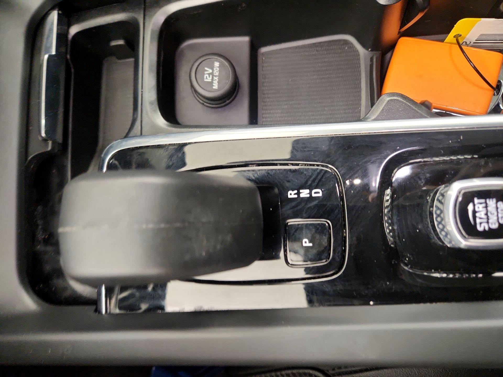 Thumbnail: 2023 Volvo S60 - 14