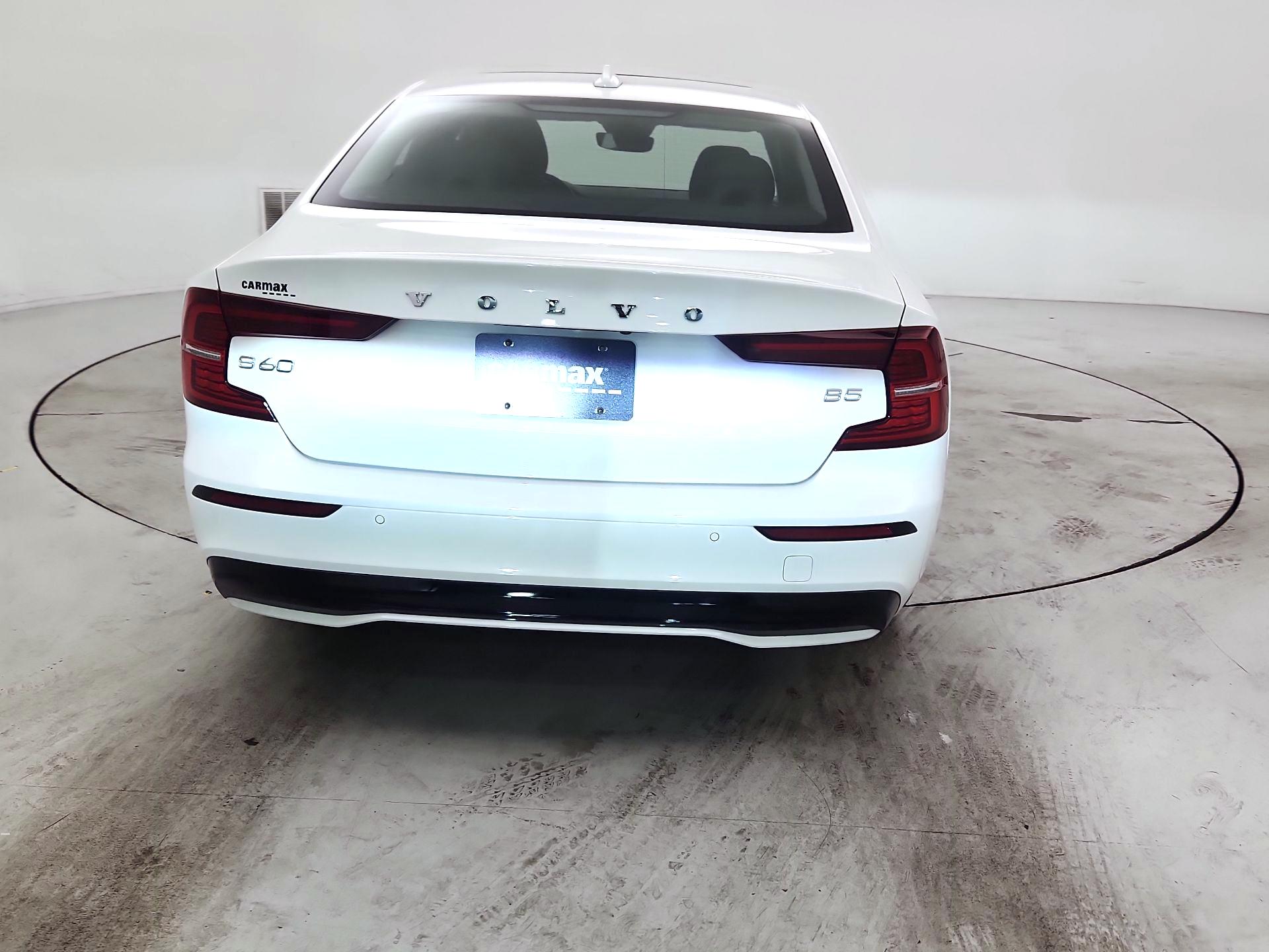 Thumbnail: 2023 Volvo S60 - 6