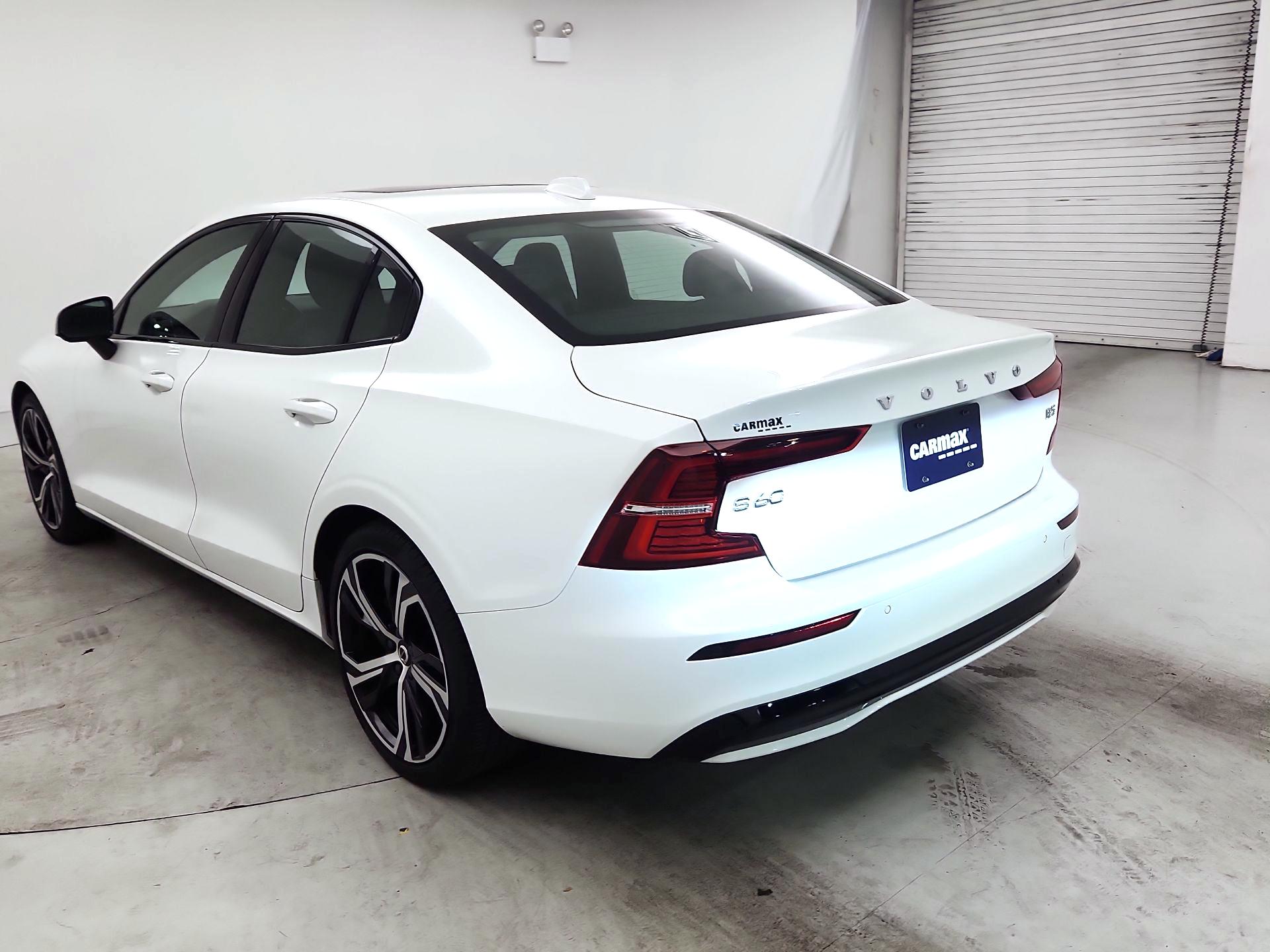 Thumbnail: 2023 Volvo S60 - 7