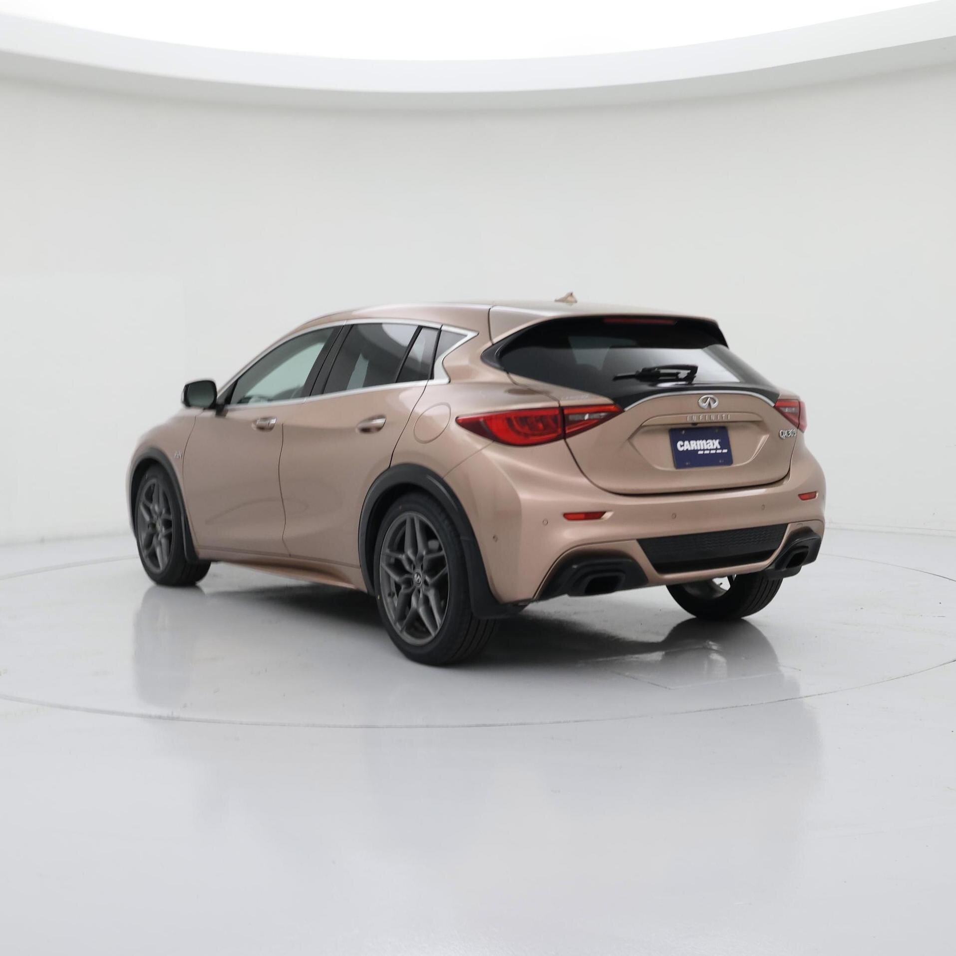 Thumbnail: 2018 INFINITI QX30 - 2