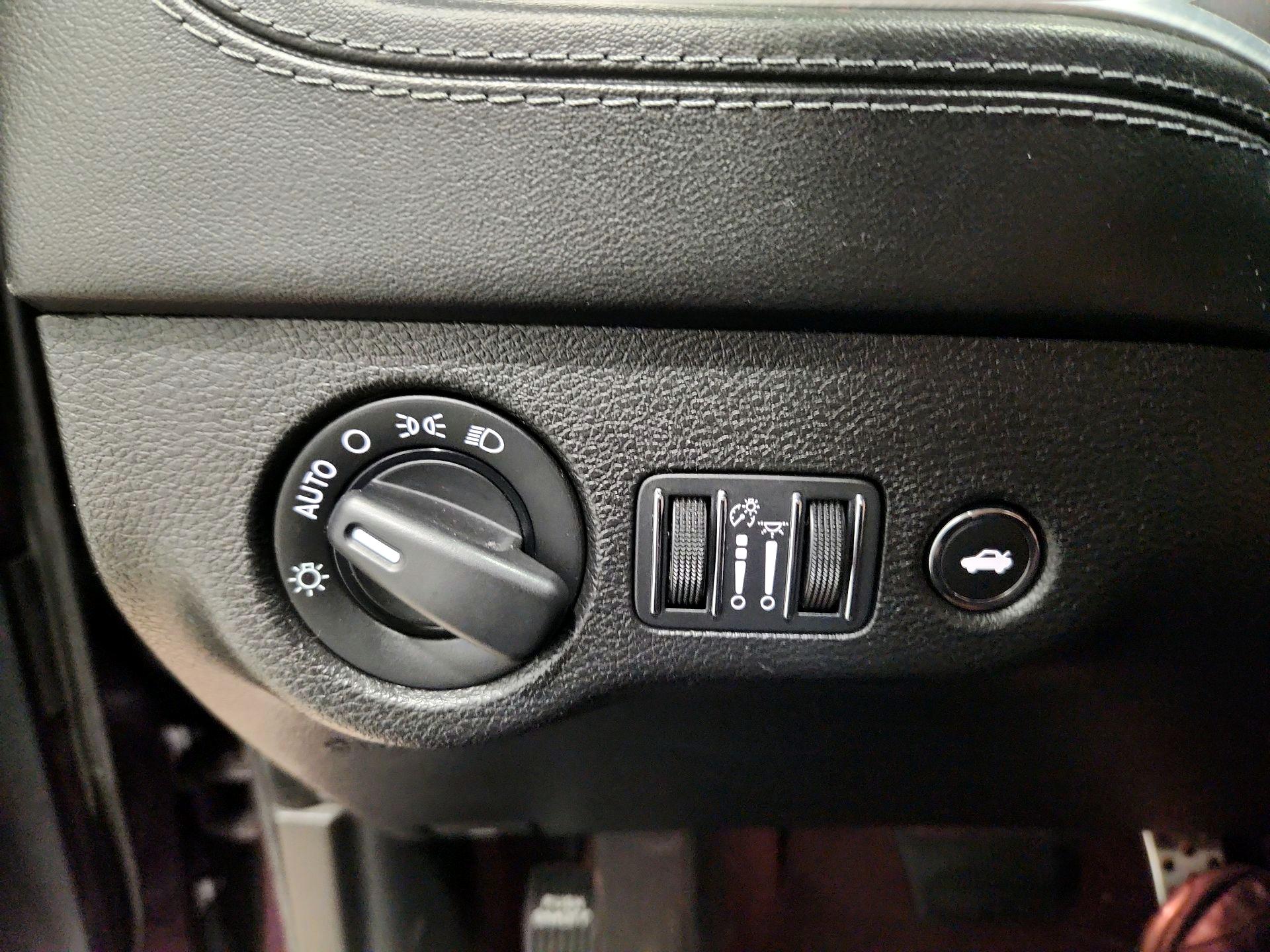 Thumbnail: 2021 Dodge Charger - 13