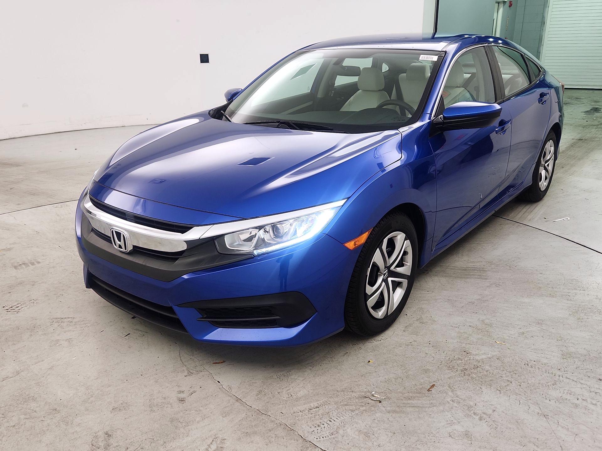 Thumbnail: 2017 Honda Civic - 3