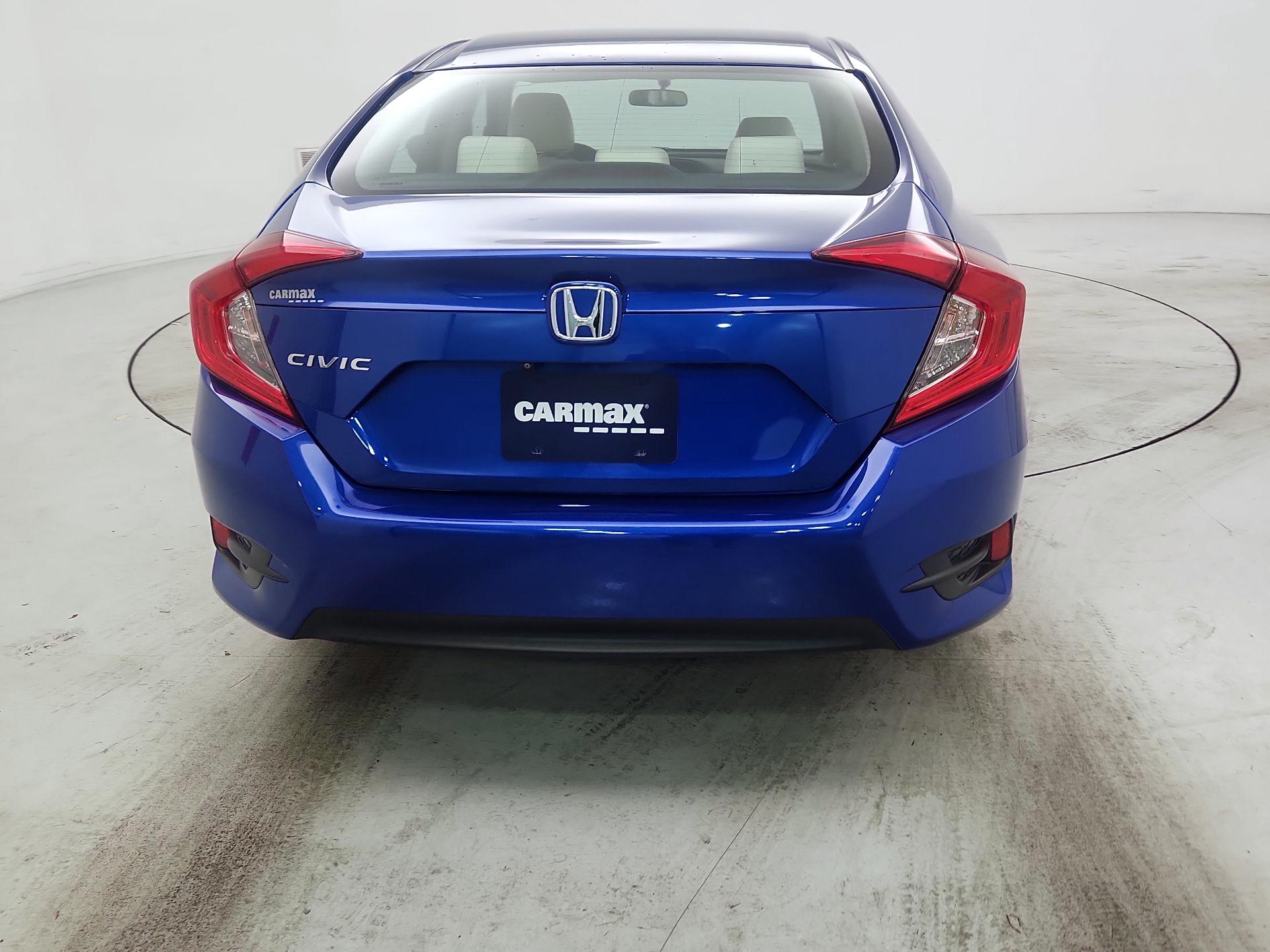 Thumbnail: 2017 Honda Civic - 6