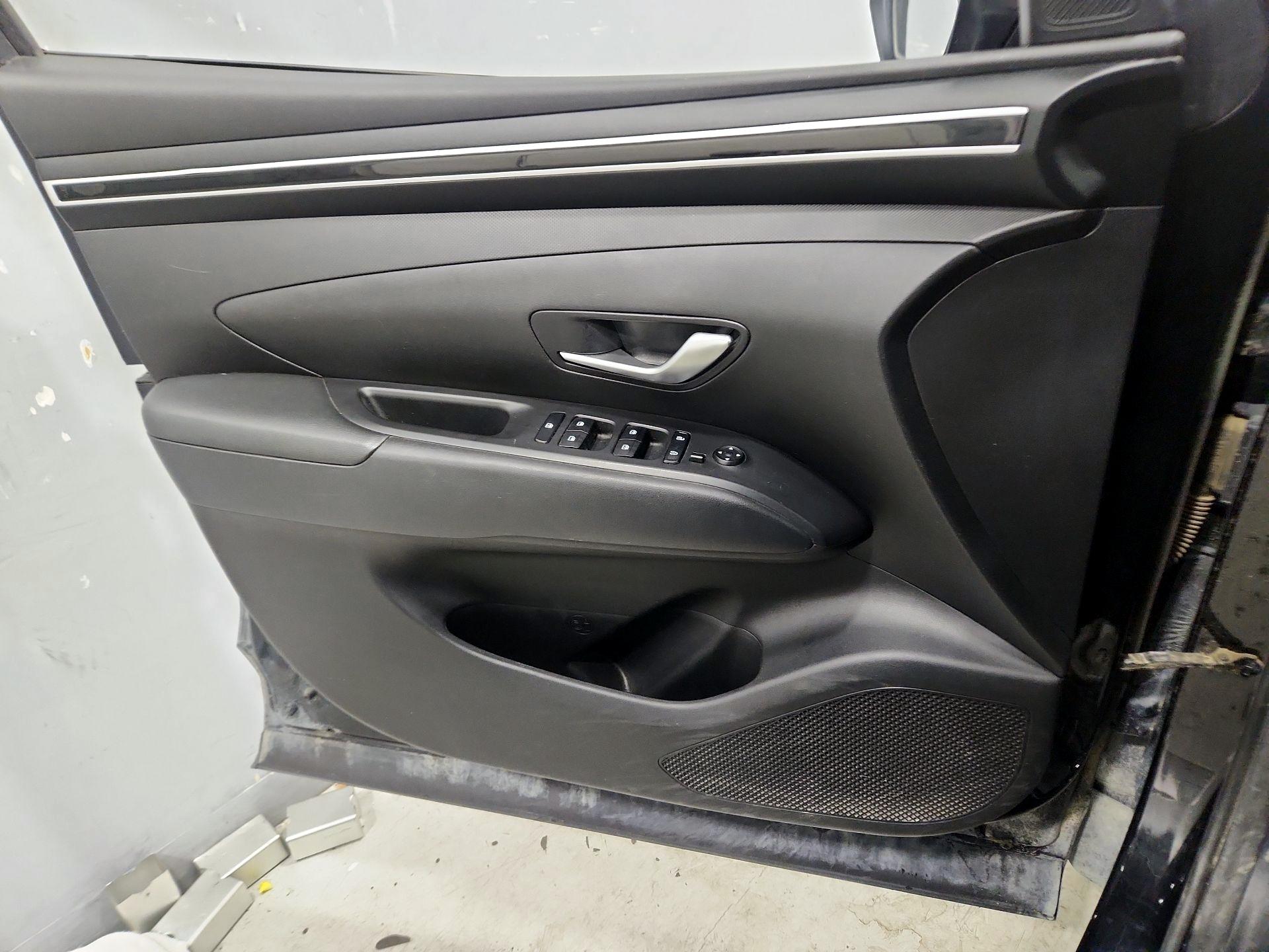 Thumbnail: 2023 Hyundai Tucson - 12